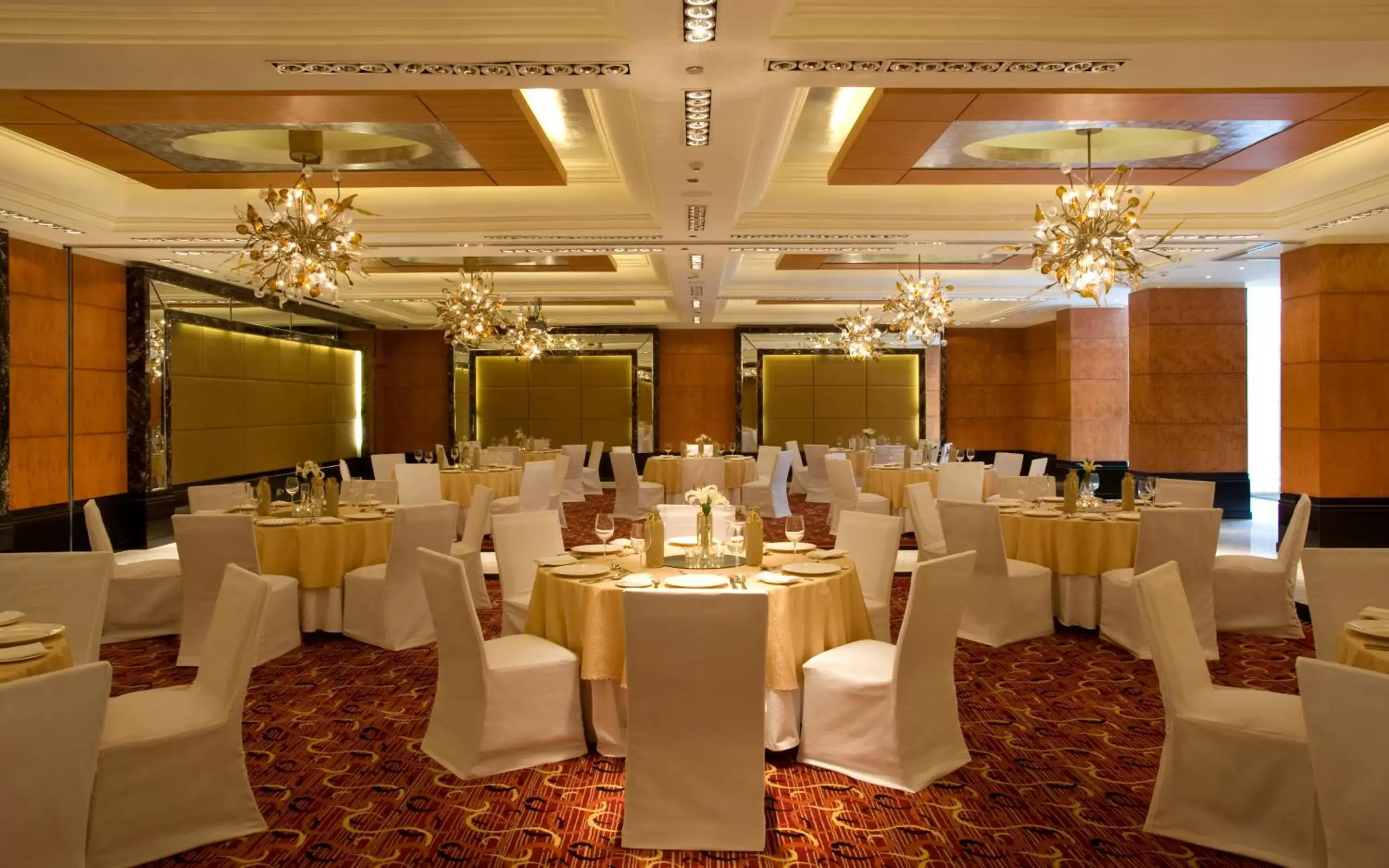 Banquet/Function facilities, Banquet Facilities in Taj Club House