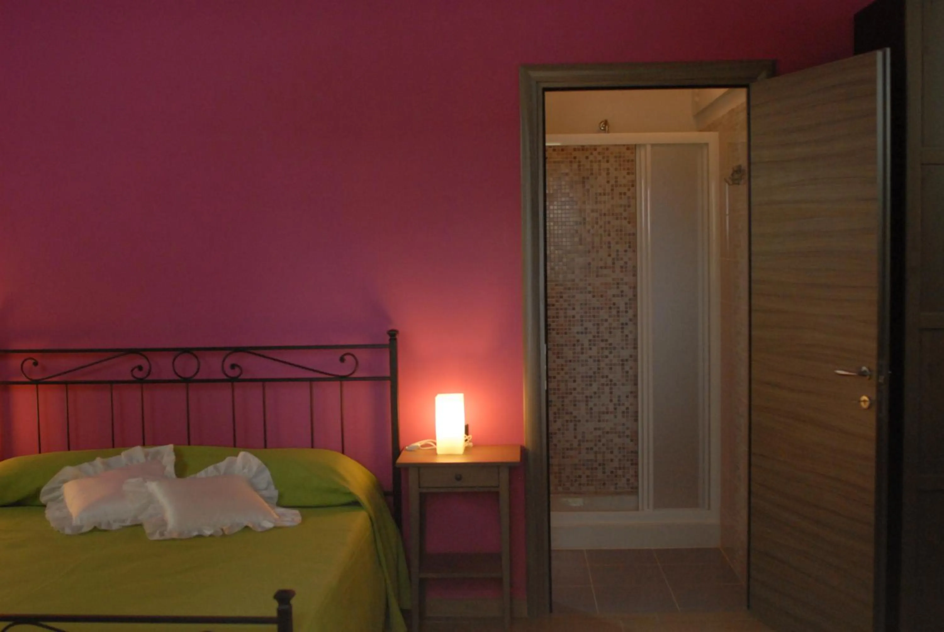 Bed in Hotel Samarcanda