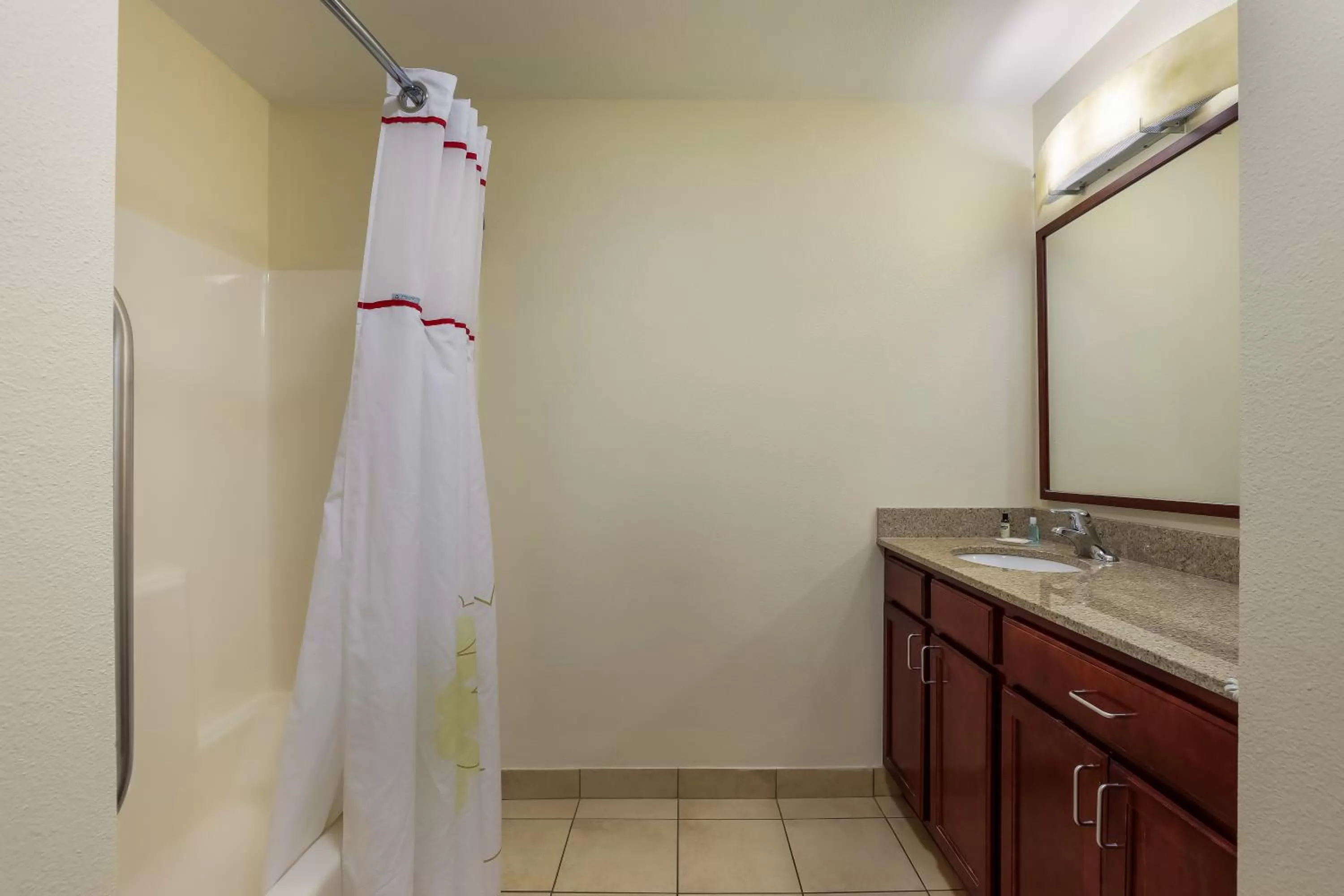 MainStay Suites Fitchburg - Madison