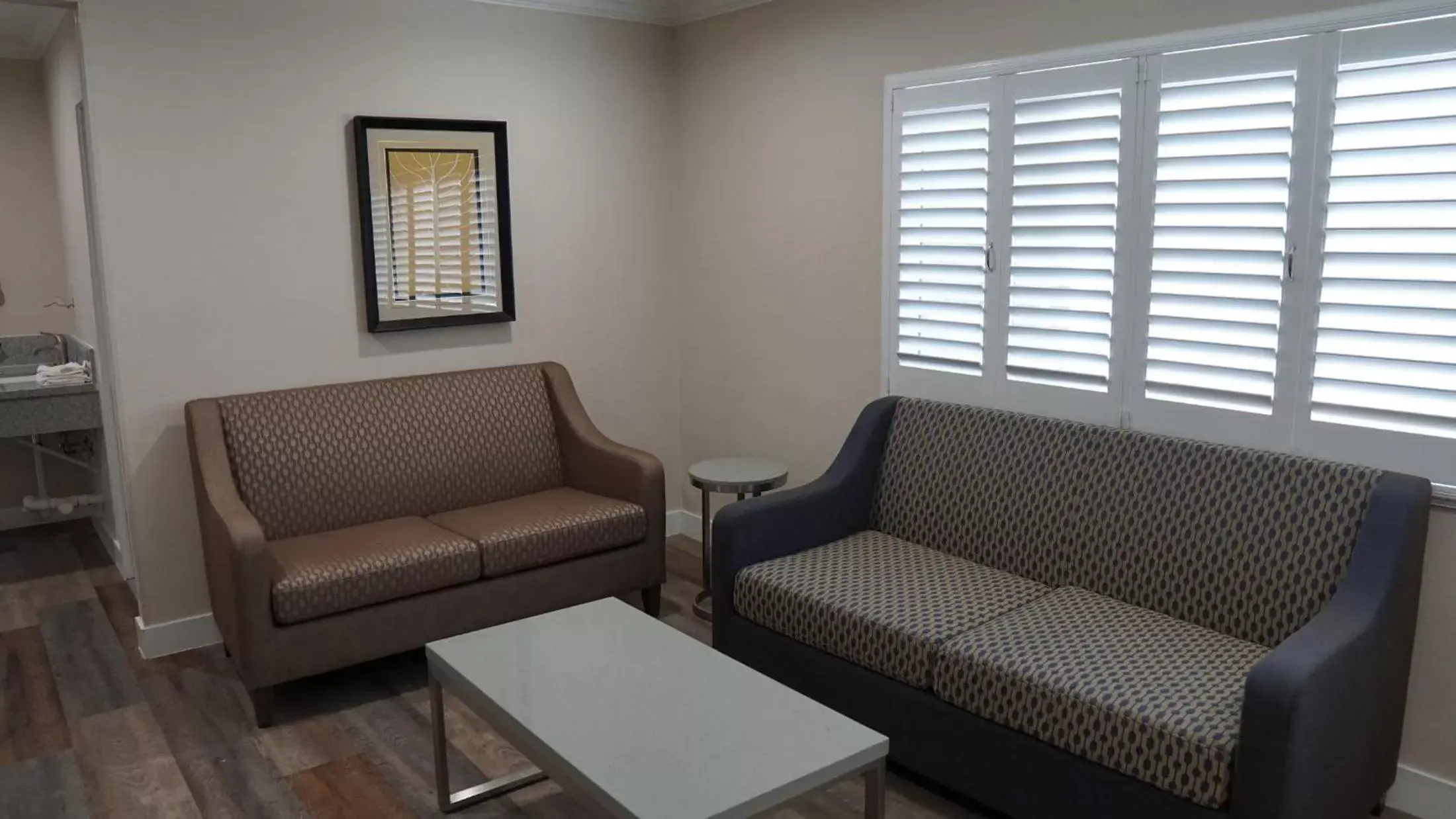 Seating Area in Sea Breeze Inn - LAX Airport, Los Angeles