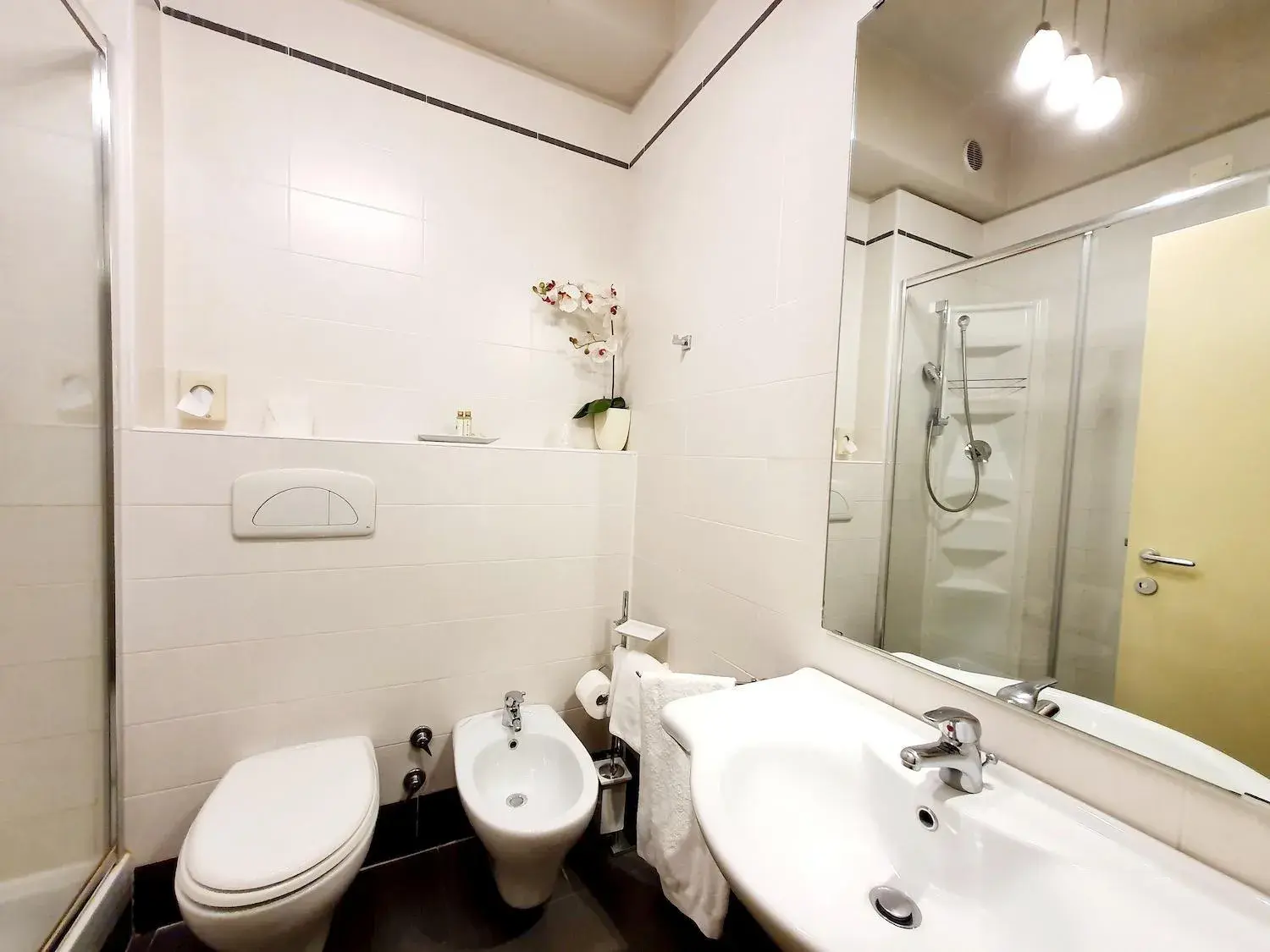 Bathroom in Hotel Continentale