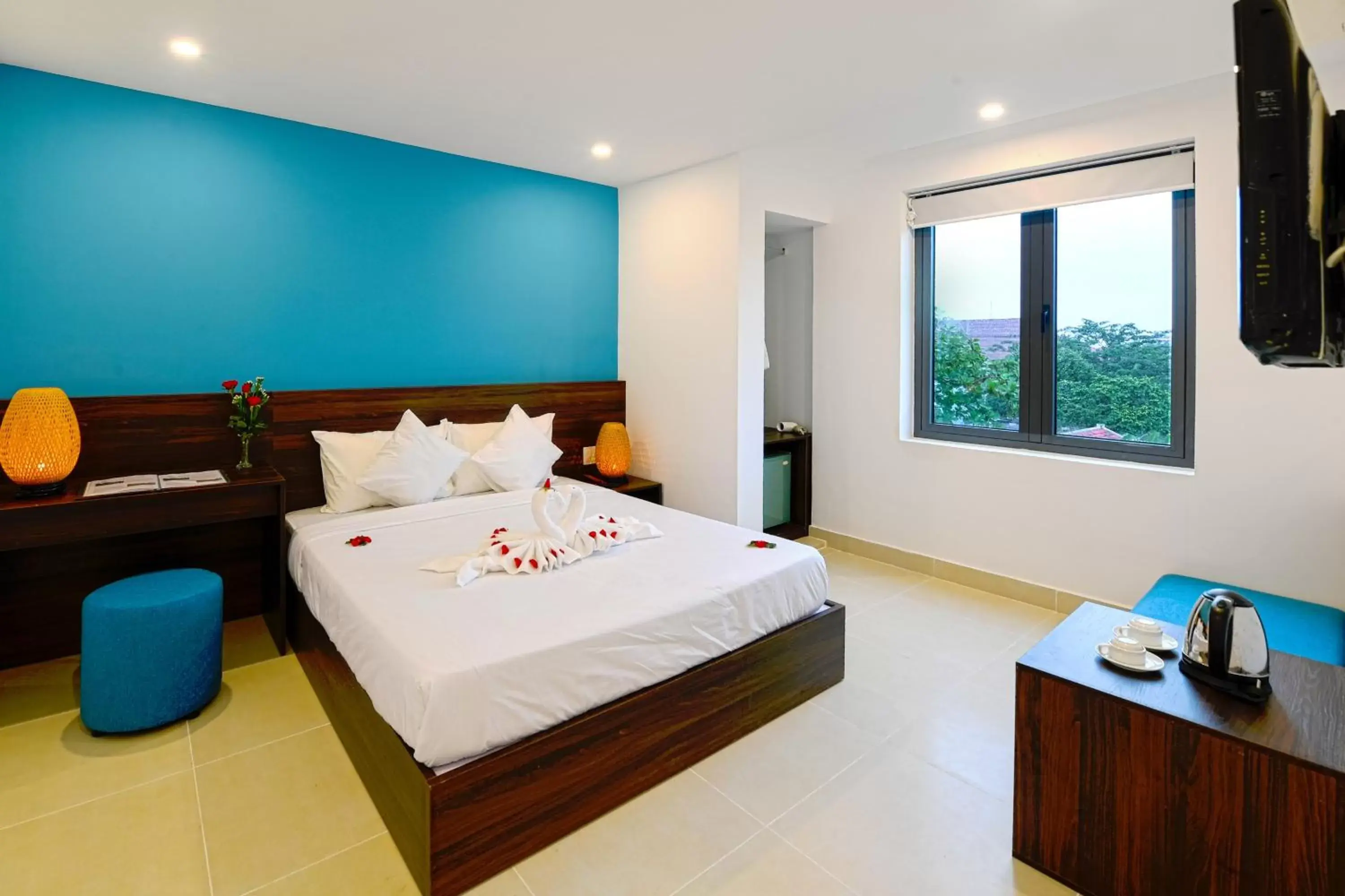 Photo of the whole room, Bed in Hoi An Dream City Hotel