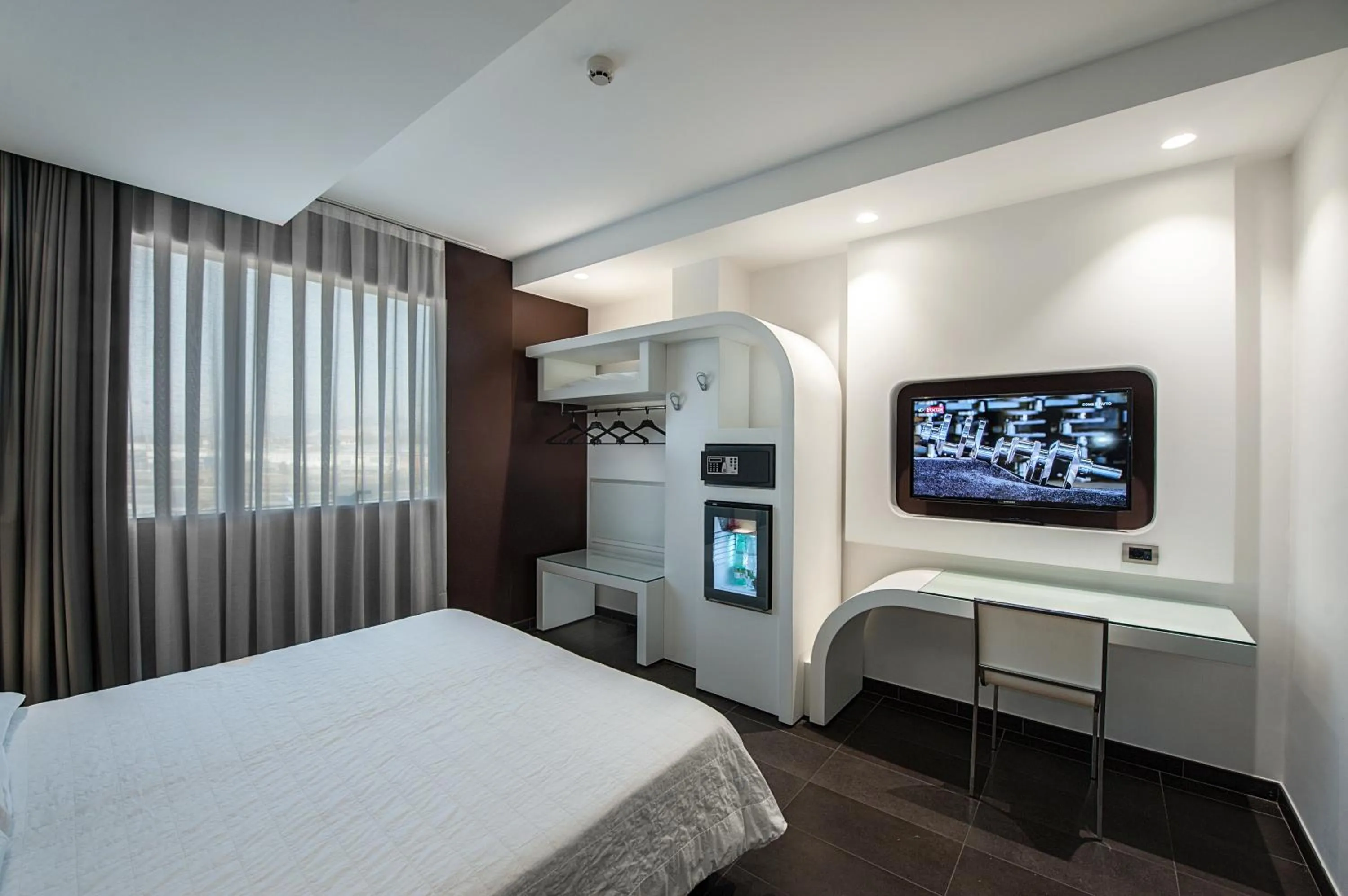 TV and multimedia, Bed in Hotel Testani Frosinone