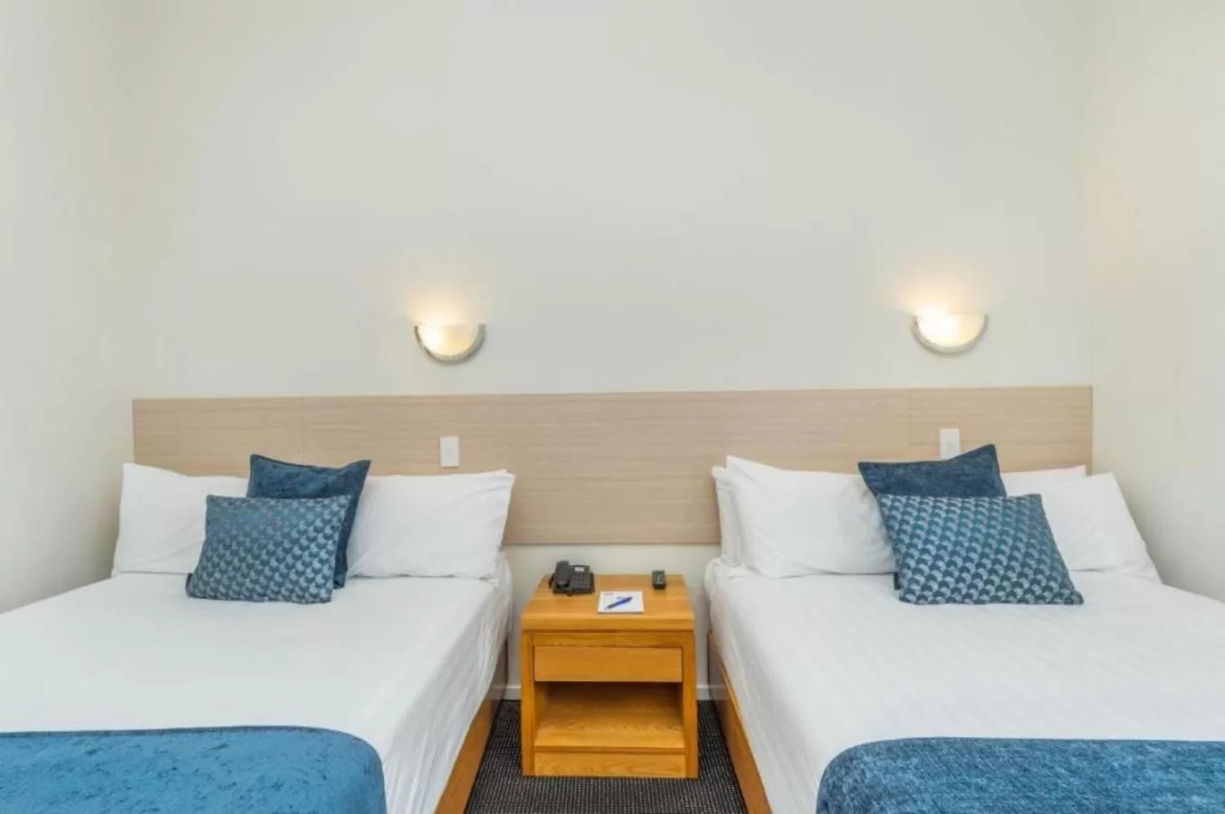 Bed in Ramada by Wyndham, Hamilton City Center