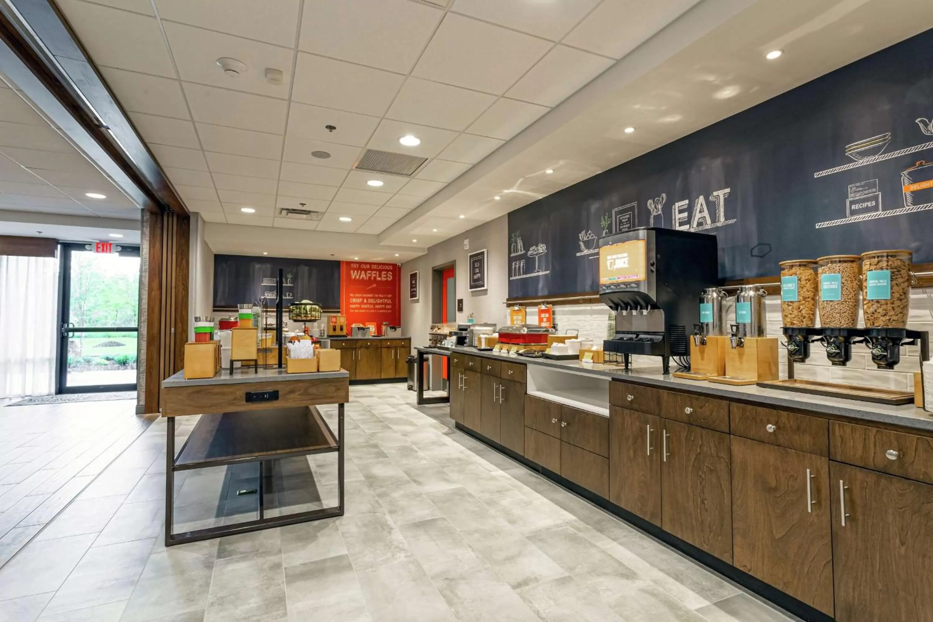 Breakfast in Hampton Inn Madison, OH