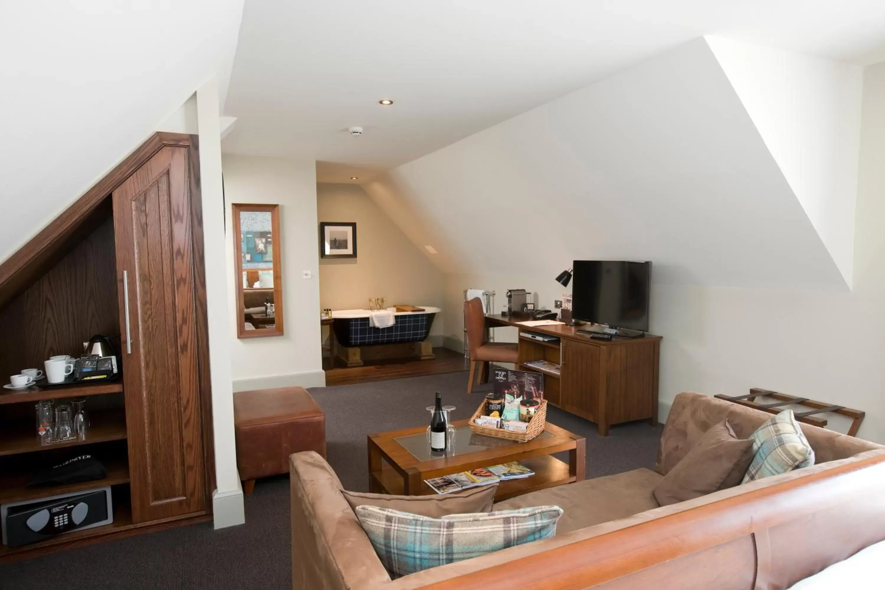 Living room, Seating Area in Hotel Du Vin Edinburgh