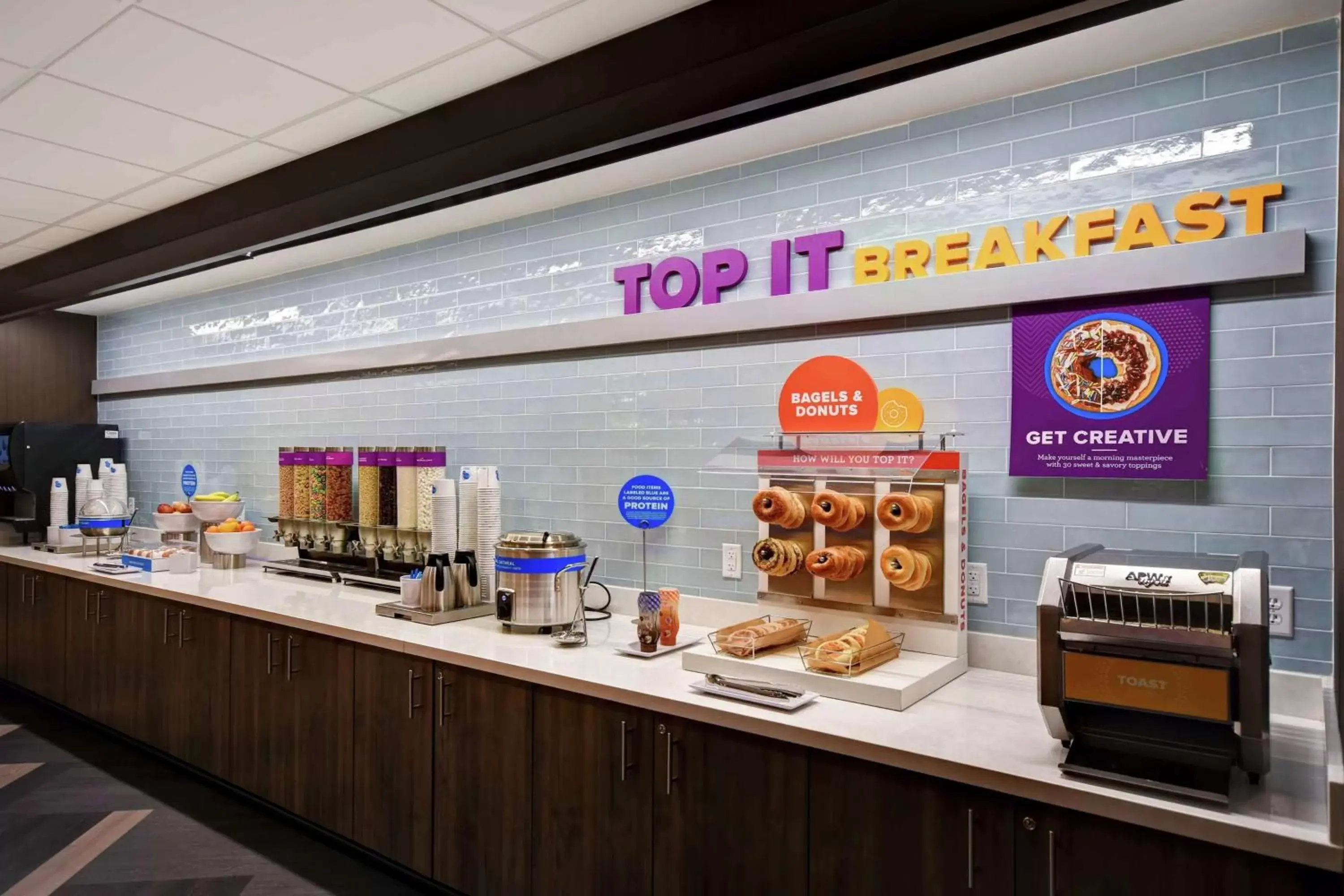 Food and drinks in Tru By Hilton North Platte Food and drinks in Tru By Hilton North Platte
