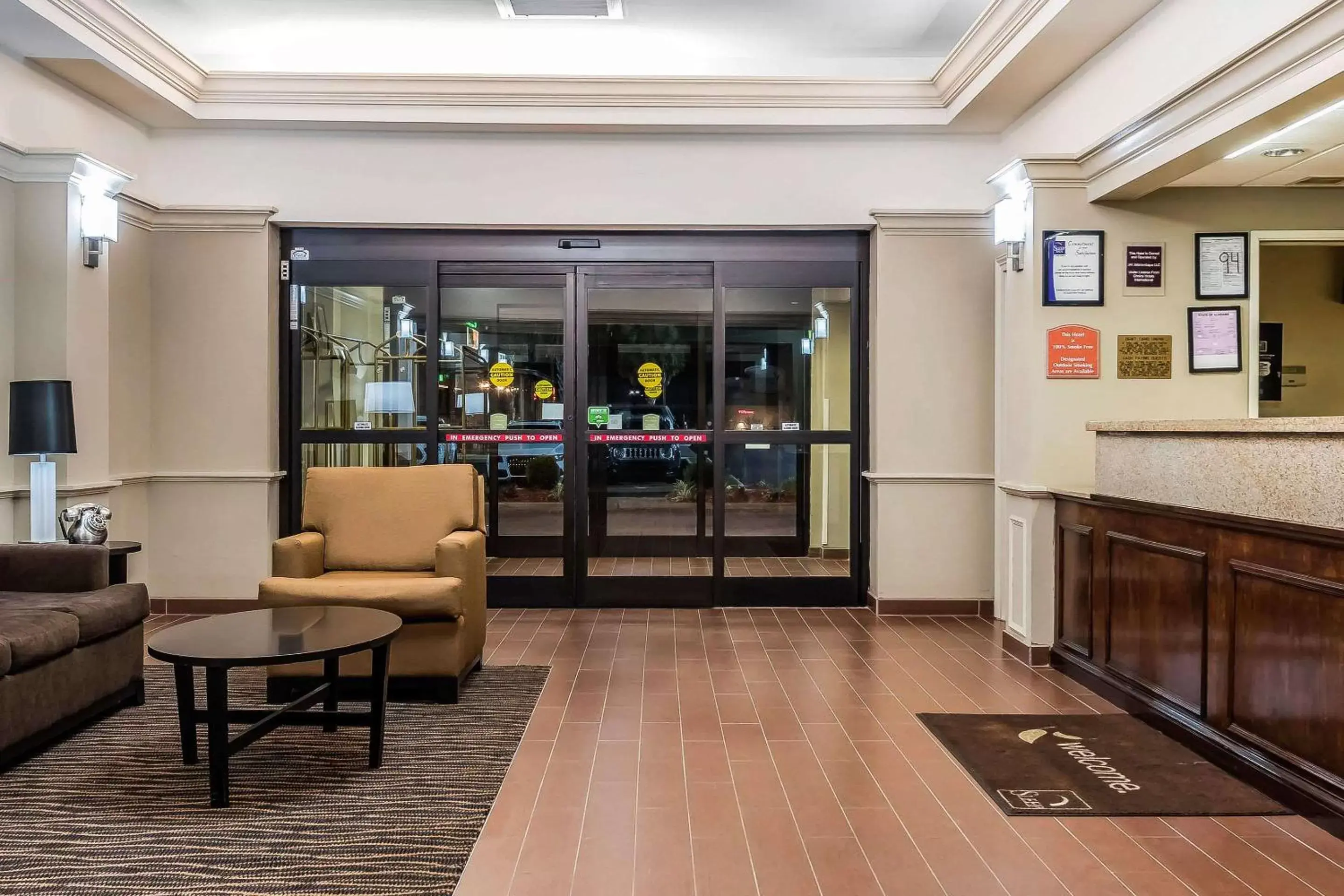 Lobby or reception in Sleep Inn & Suites Dothan North Lobby or reception in Sleep Inn & Suites Dothan North