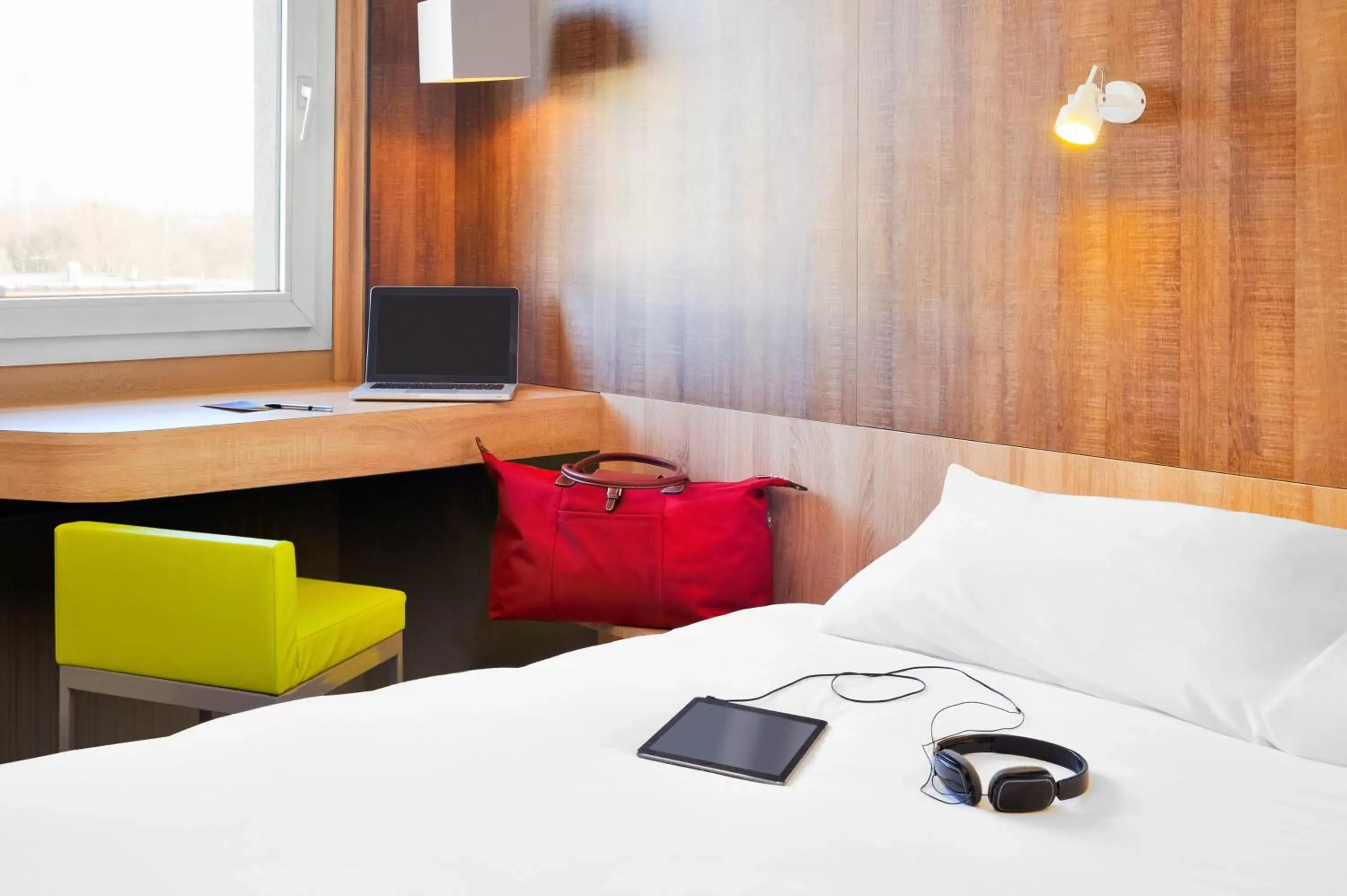 Bed in Ibis Styles Lille Marcq En Baroeul