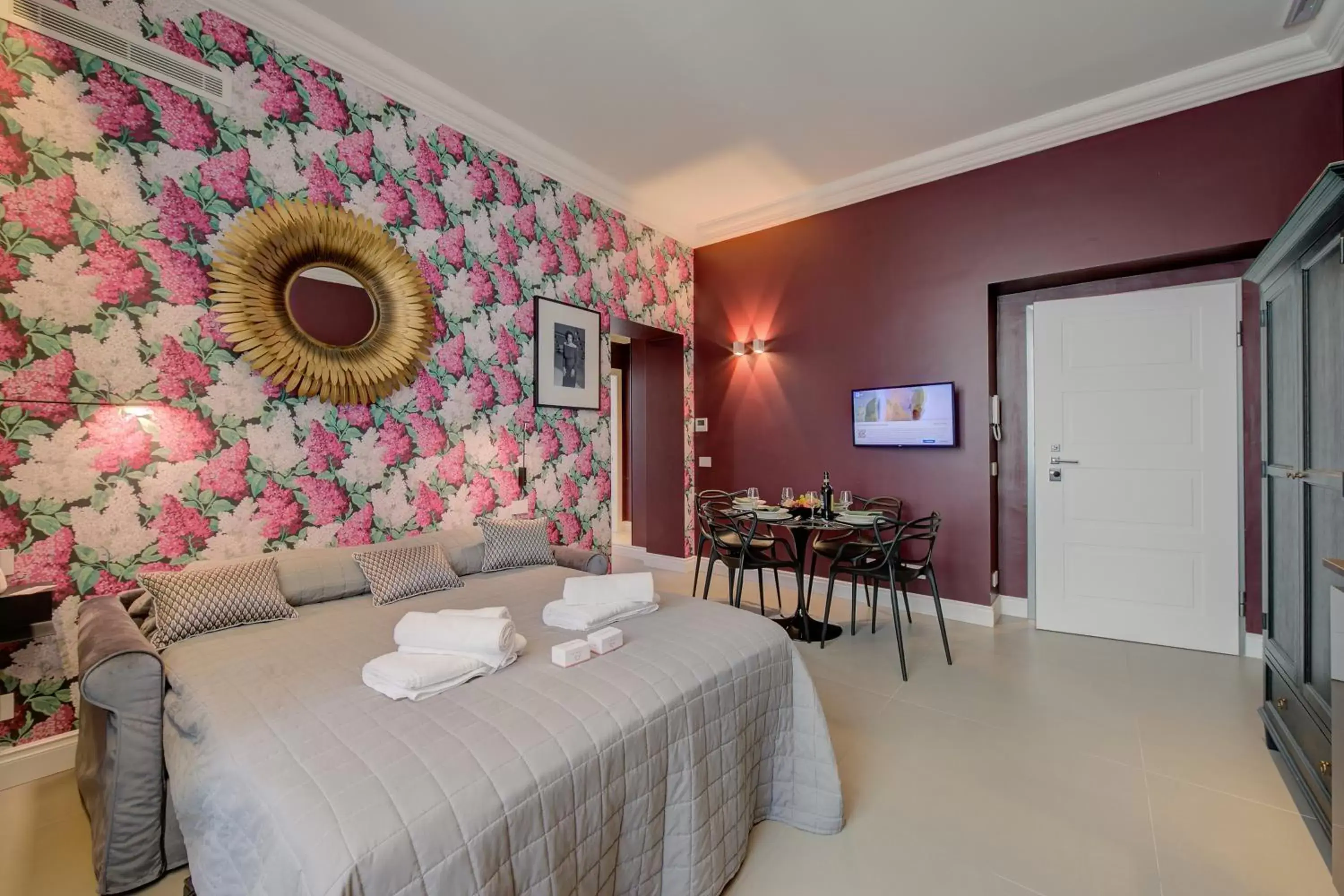 Bedroom, Bed in Boutique Central Apartments- Happy Rentals