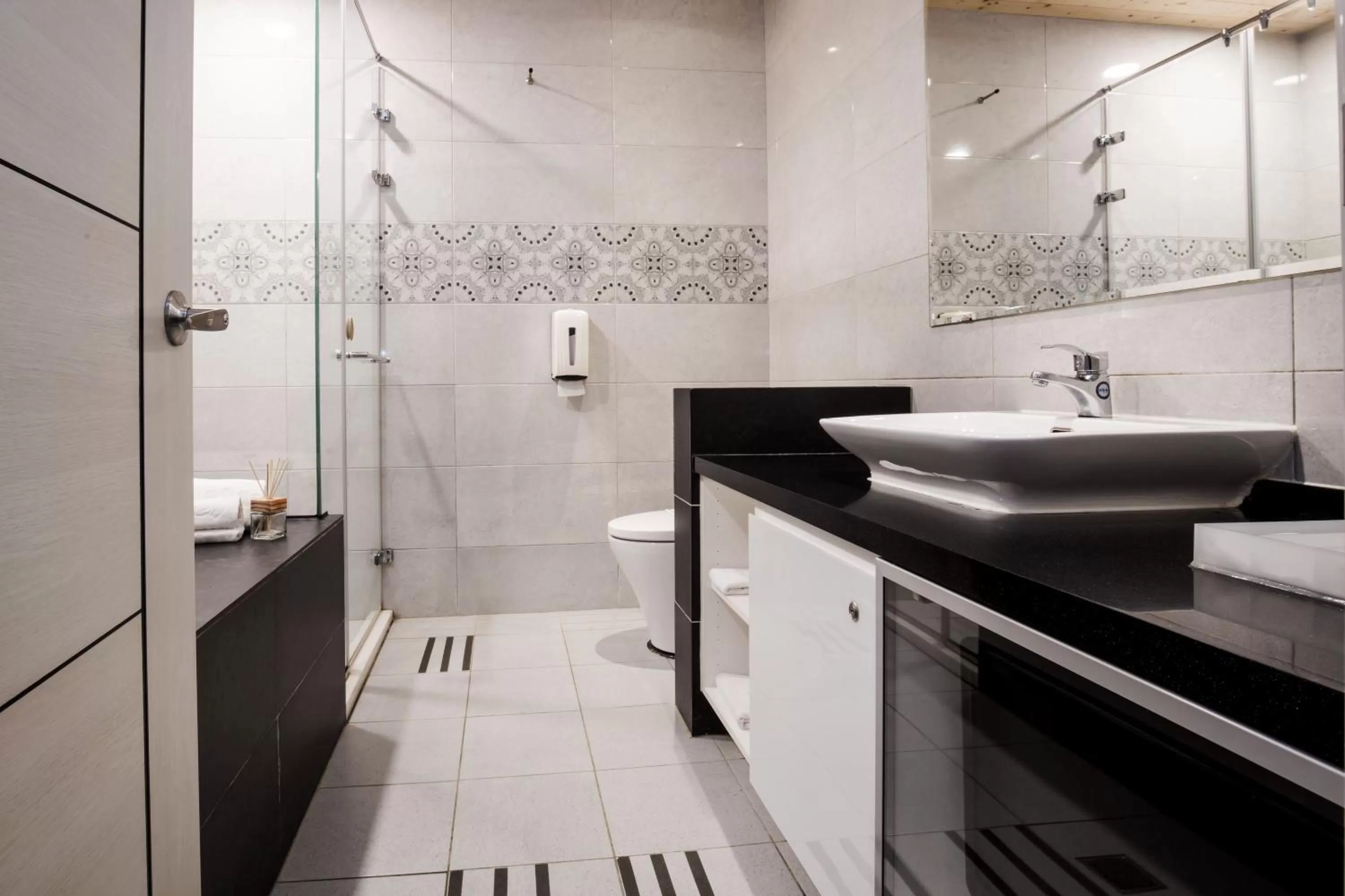 Bathroom in Duo Romance Hotel