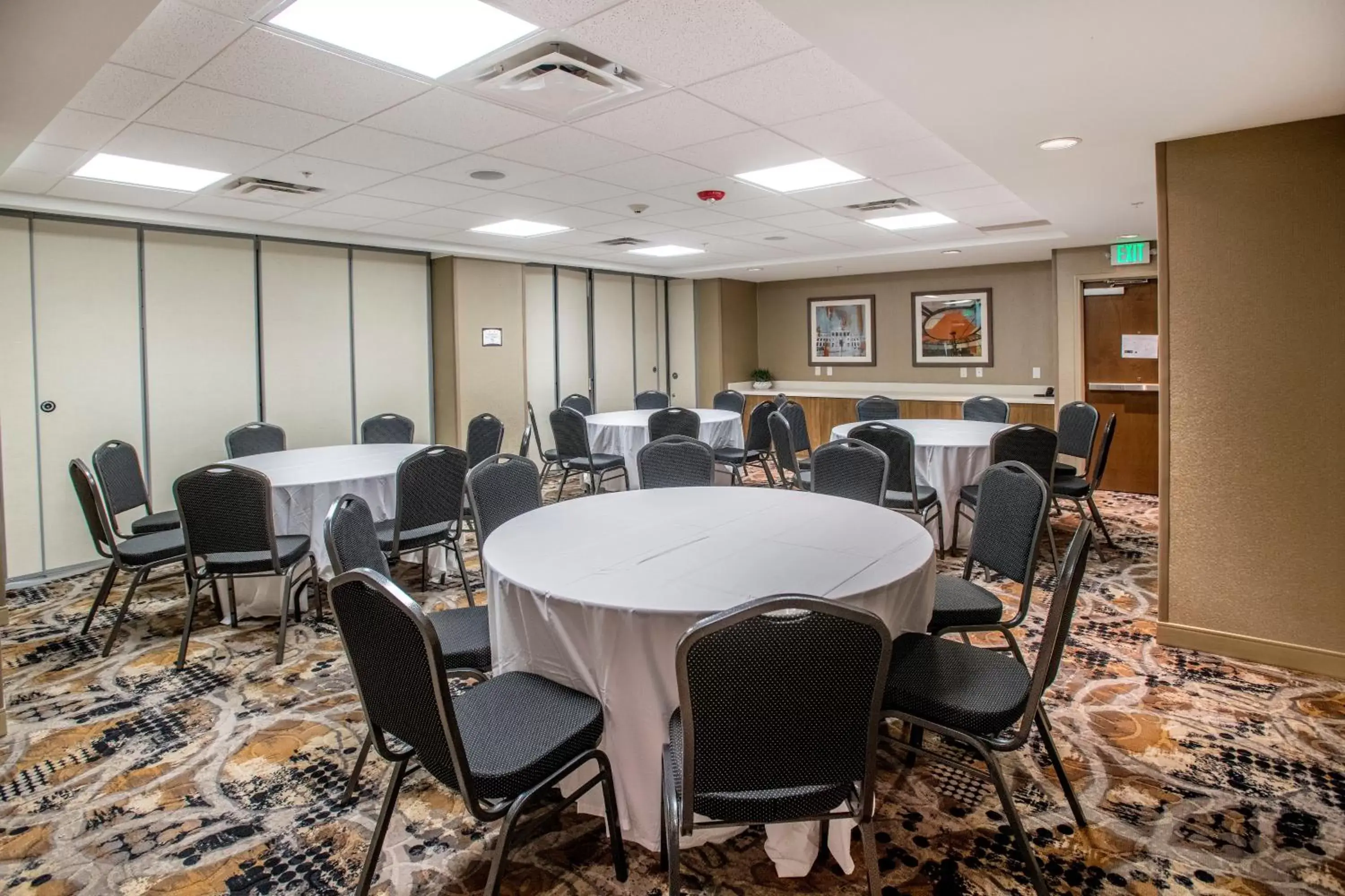 Meeting/conference room in Staybridge Suites Denver Downtown, an IHG Hotel