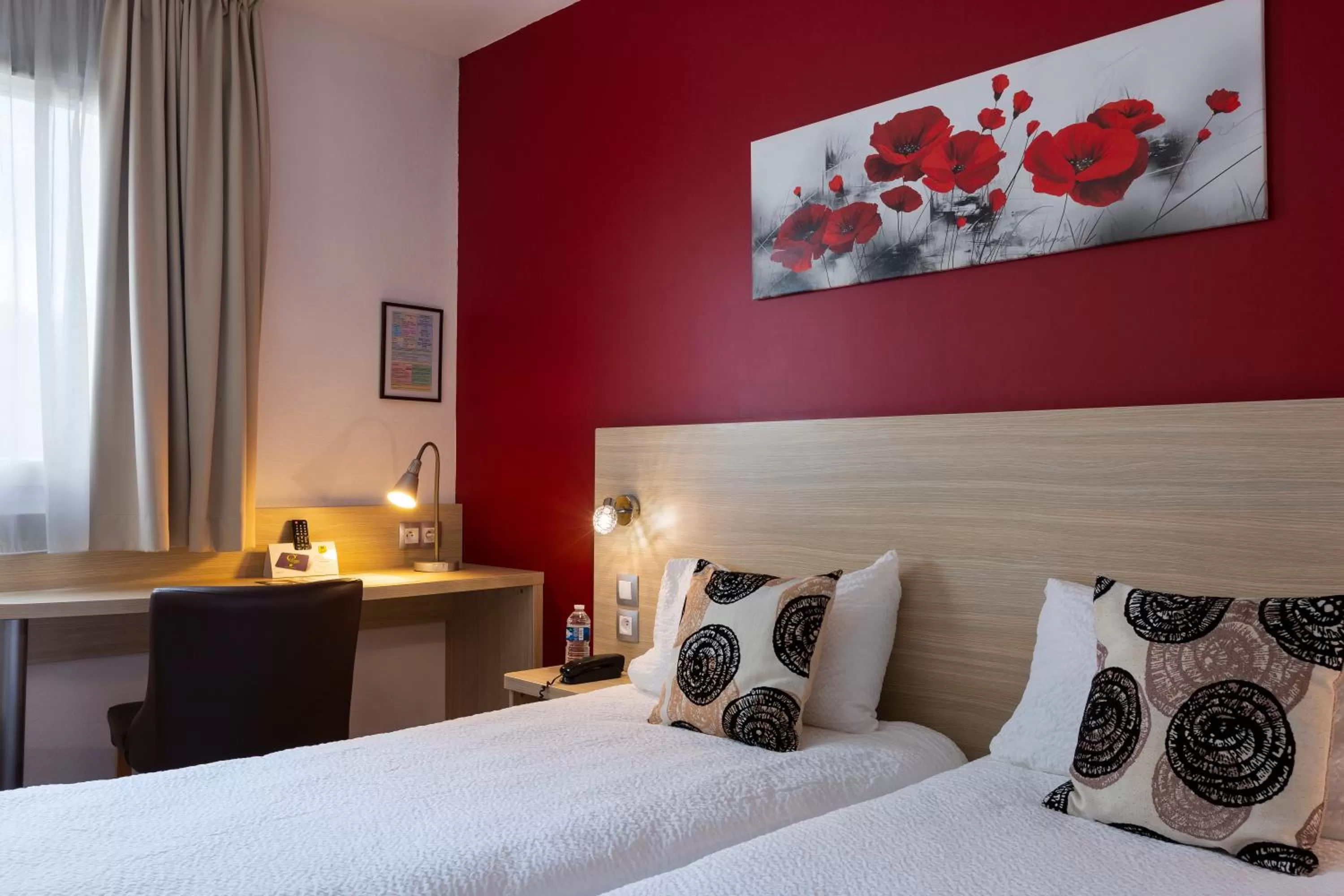 Bed in Logis Hotel Altina