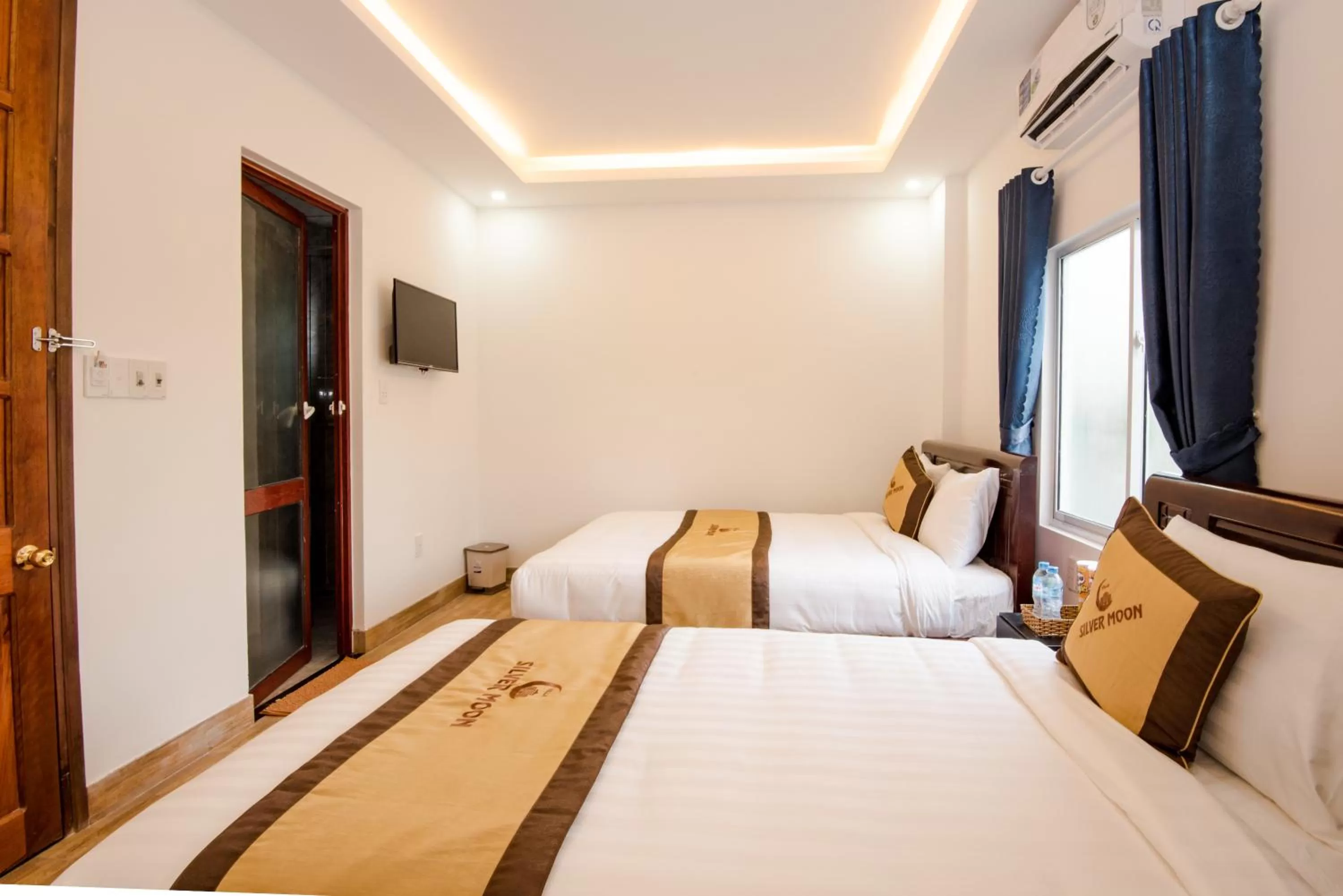 Bed in Silver Moon Villa Hoi An