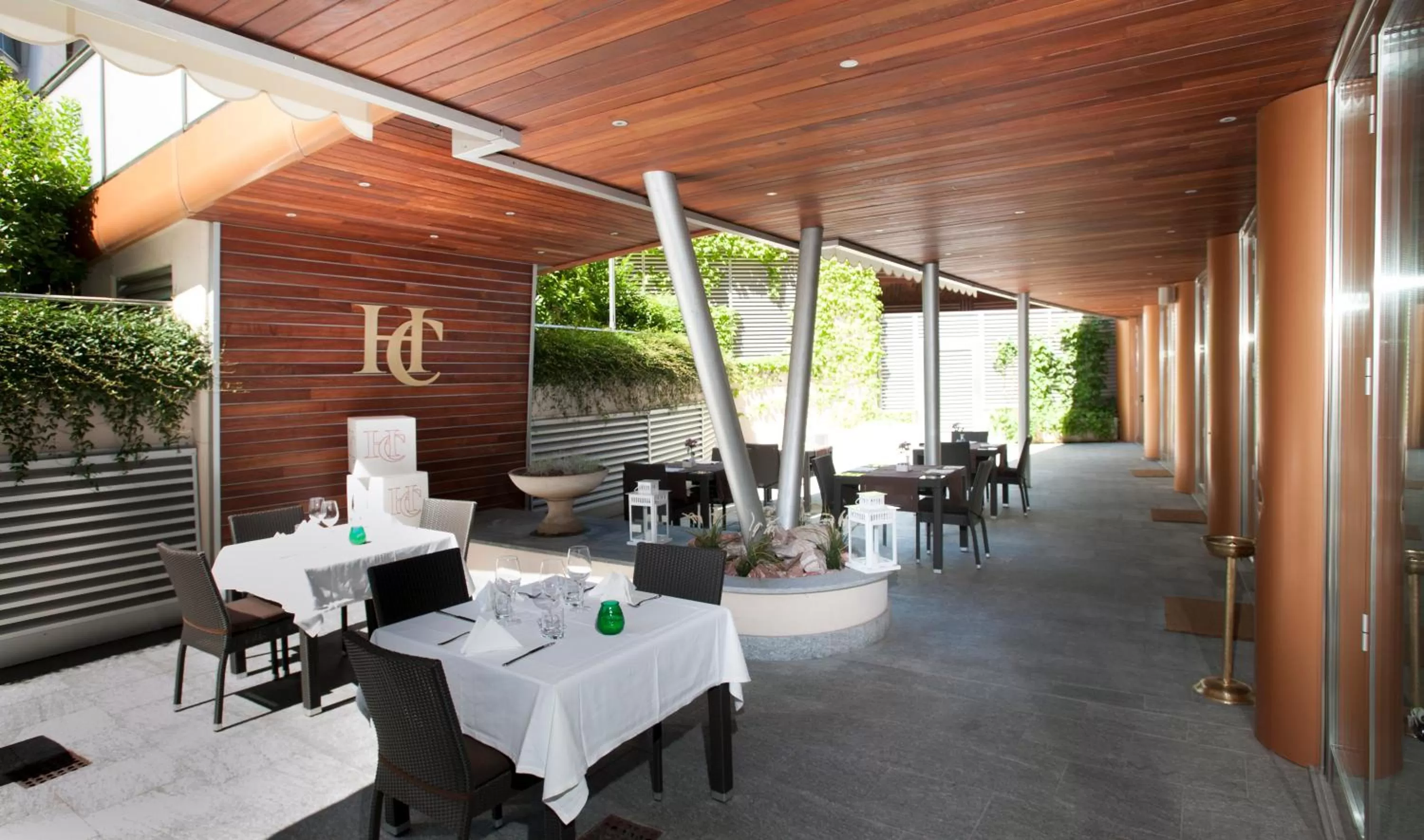 Restaurant/places to eat in Hotel Calissano