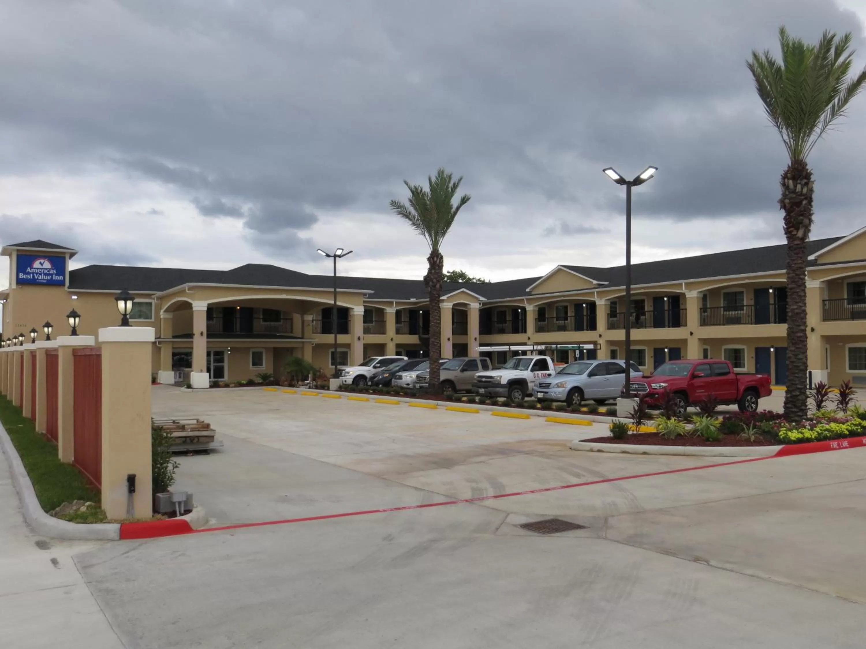 Americas Best Value Inn - FM 529