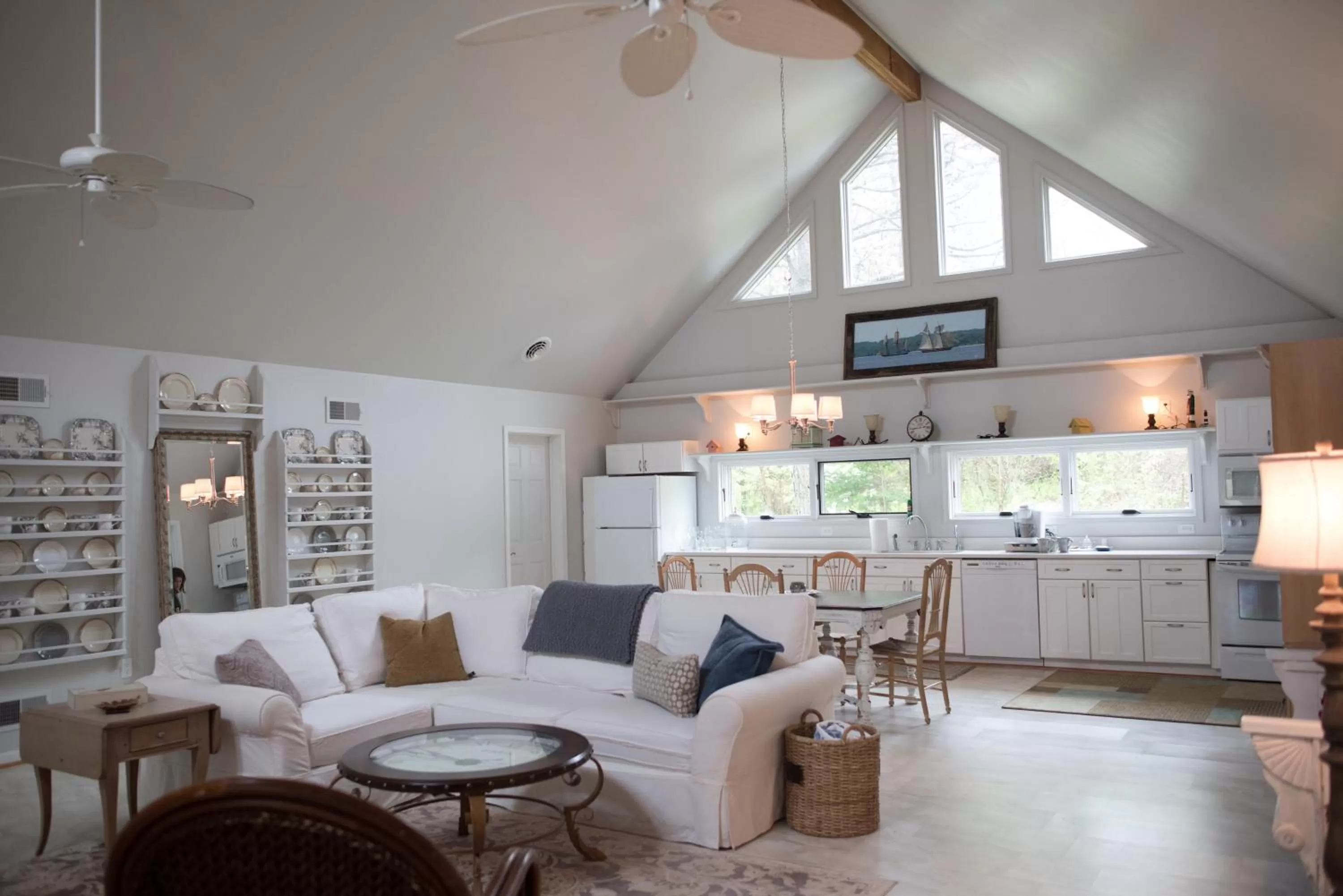 Living room, Seating Area in The Inn at White Oak