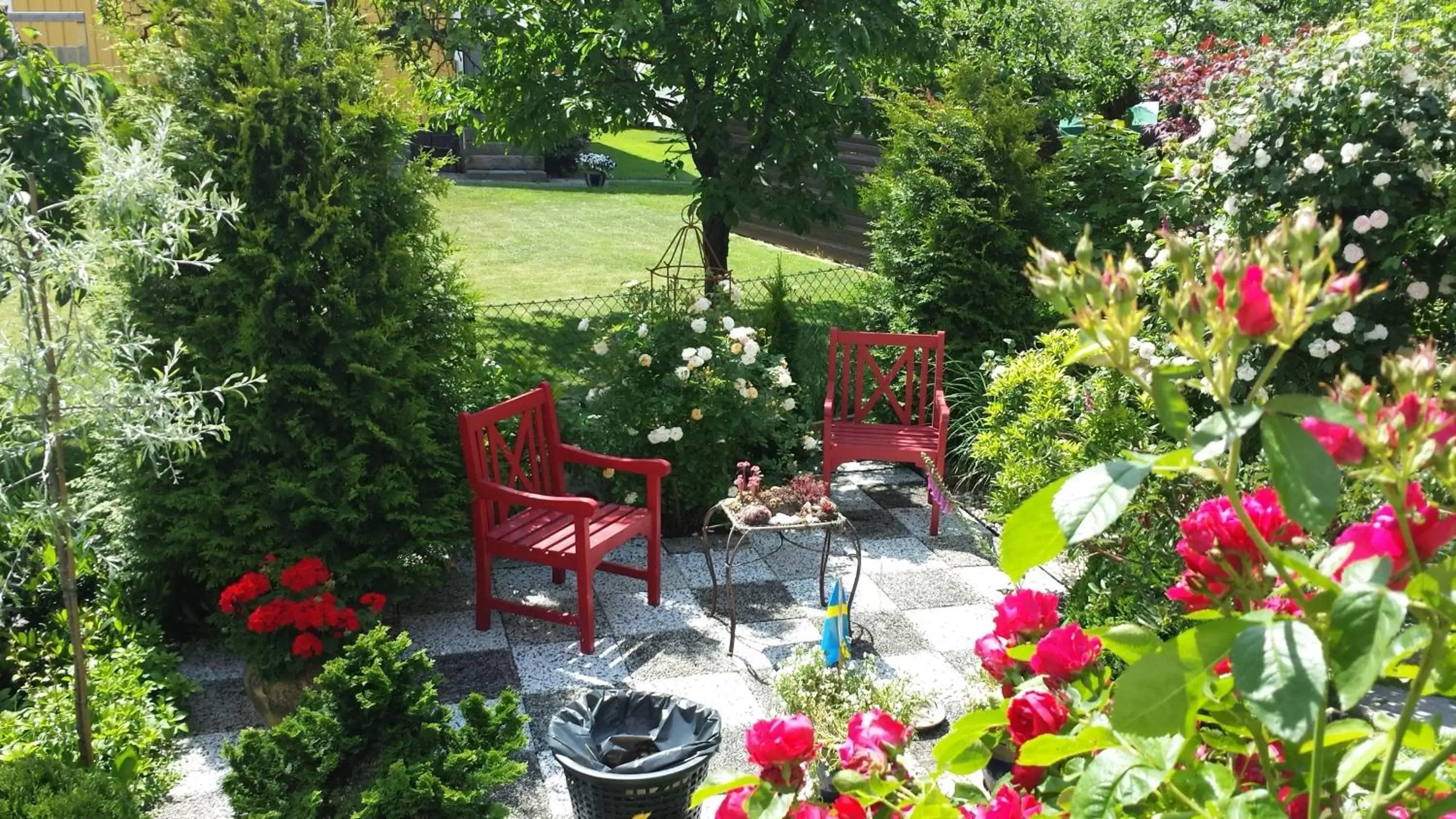 Patio, Garden in Nya Pallas Hotel