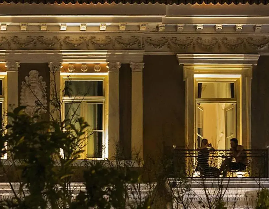 Property building in Emporikon Athens Hotel