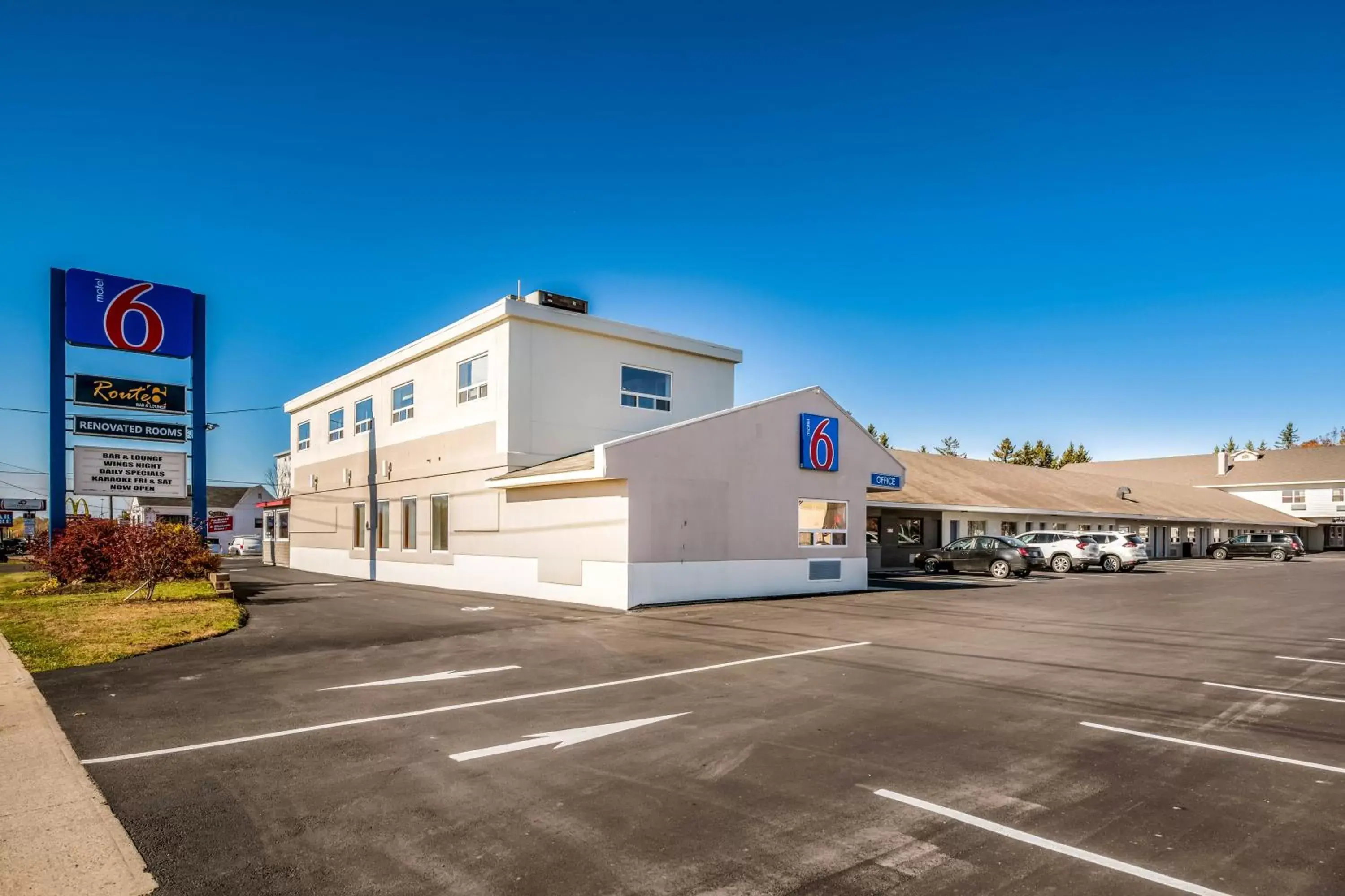 Facade/entrance, Property Building in Motel 6-Moncton, NB