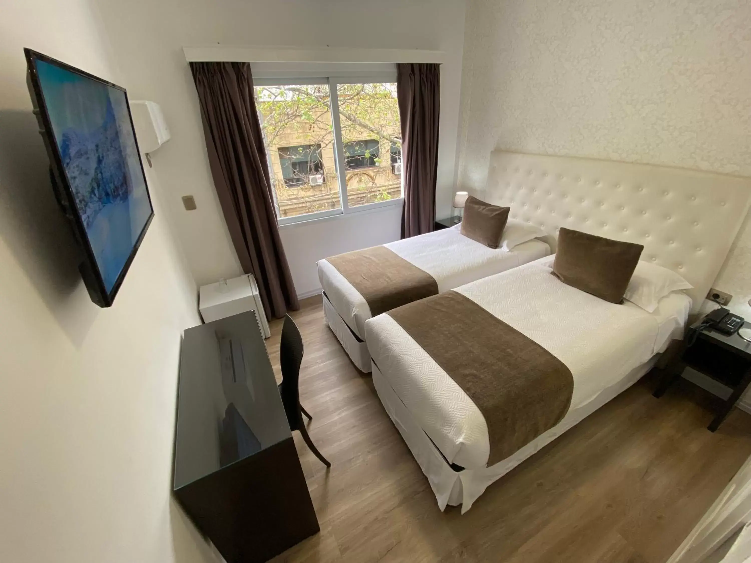 Bed in Hotel Alvear