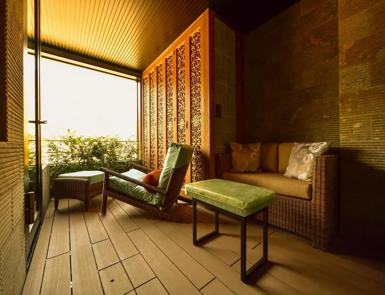 Balcony/Terrace, Seating Area in Balinese onsen ryokan Hakone Airu