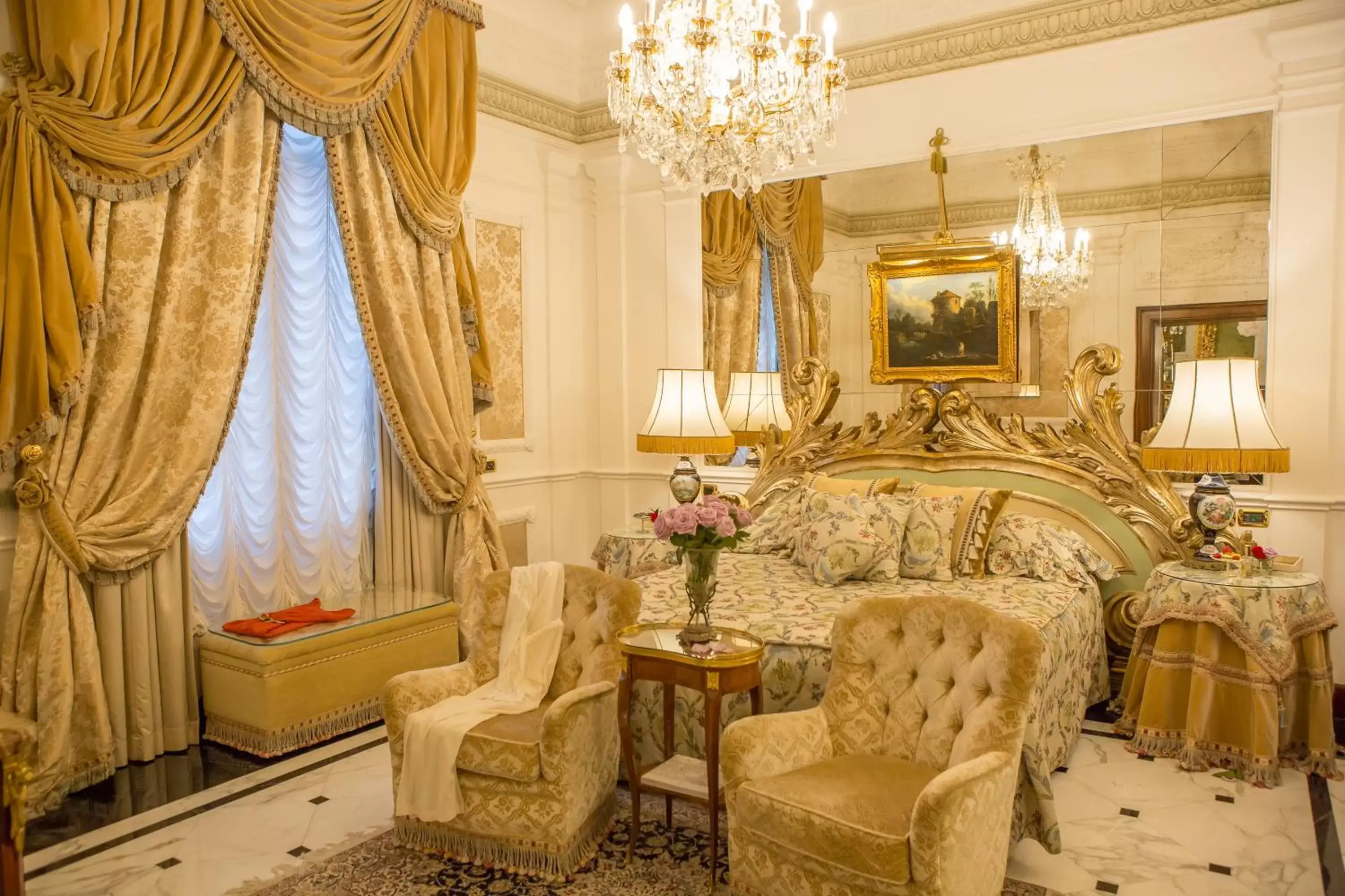 Photo of the whole room, Seating Area in Grand Hotel Majestic gia' Baglioni