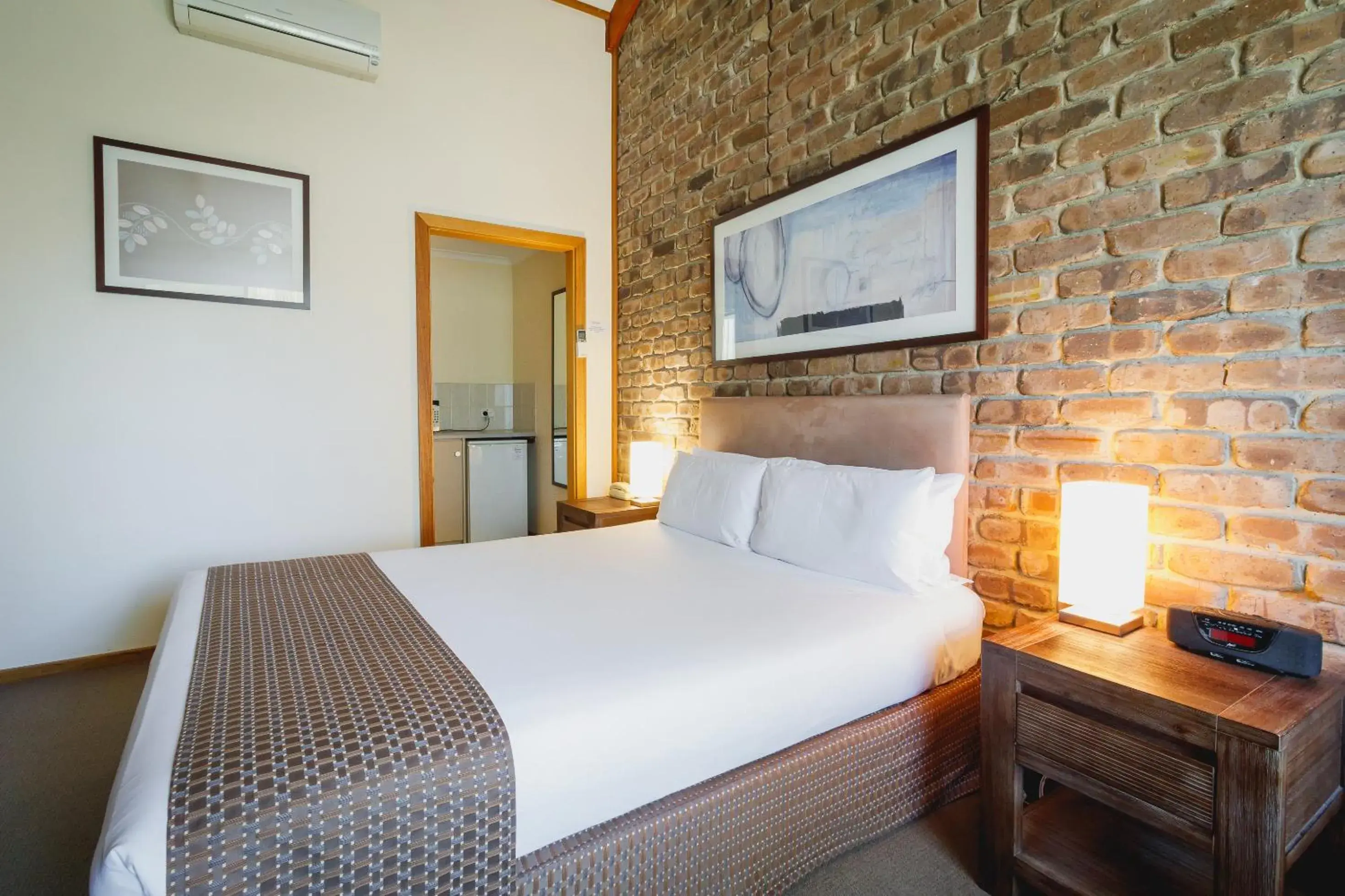Standard Queen or Twin Room in The Hahndorf Lodge Standard Queen or Twin Room in The Hahndorf Lodge