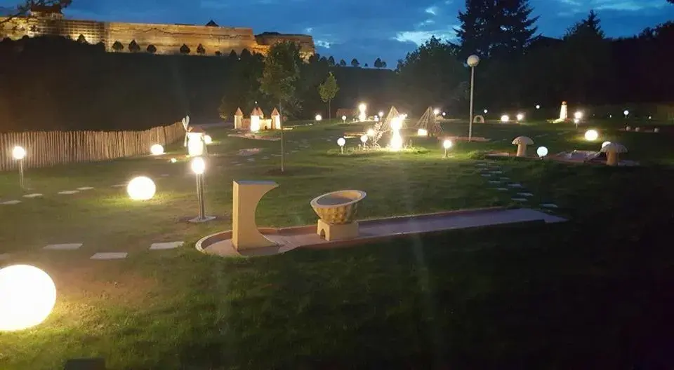 Minigolf, Garden in Le Relais Des Chateaux Forts