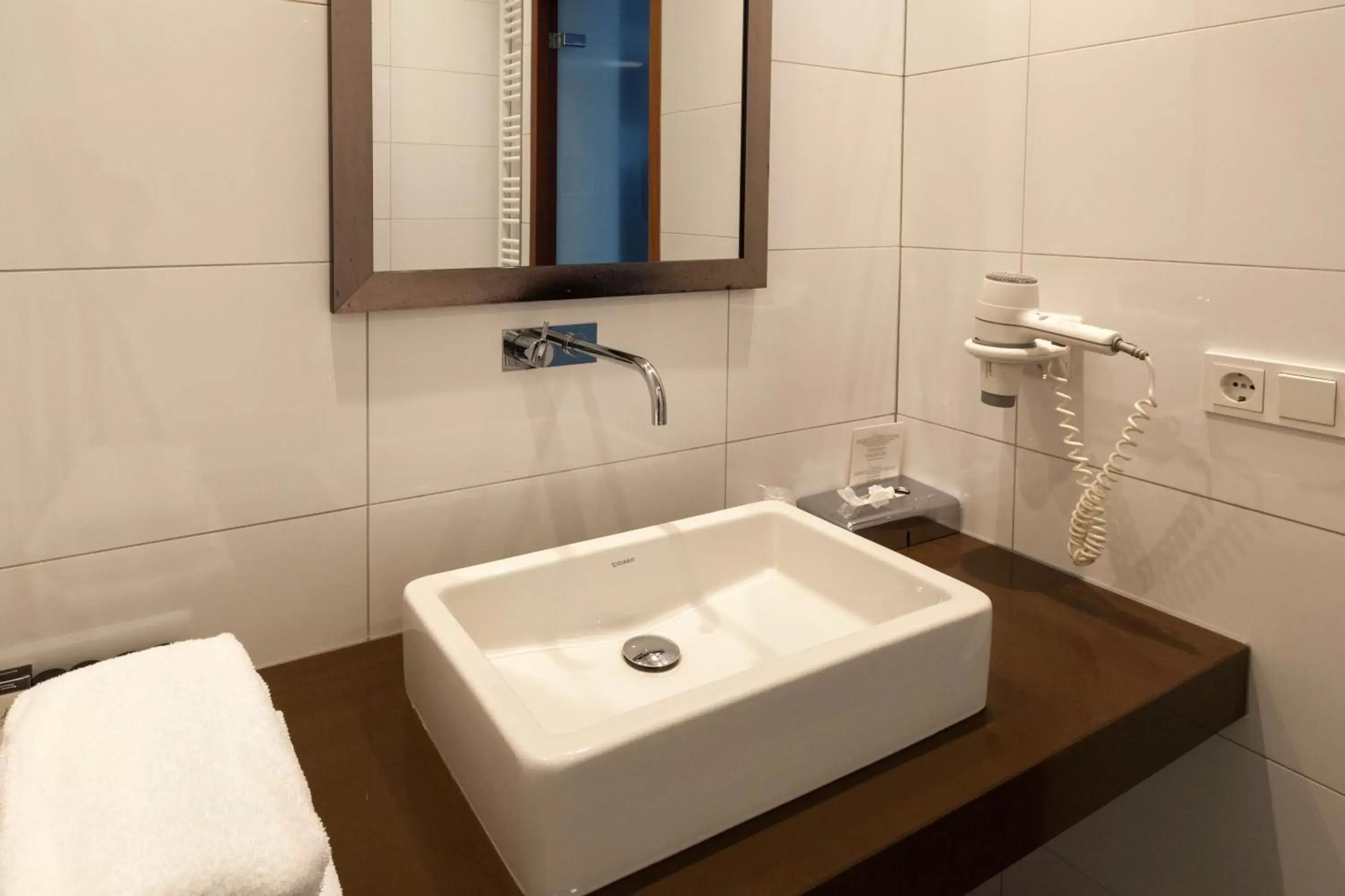 Bathroom in Best Western Hotel Nobis Eindhoven-Venlo A67 Bathroom in Best Western Hotel Nobis Eindhoven-Venlo A67