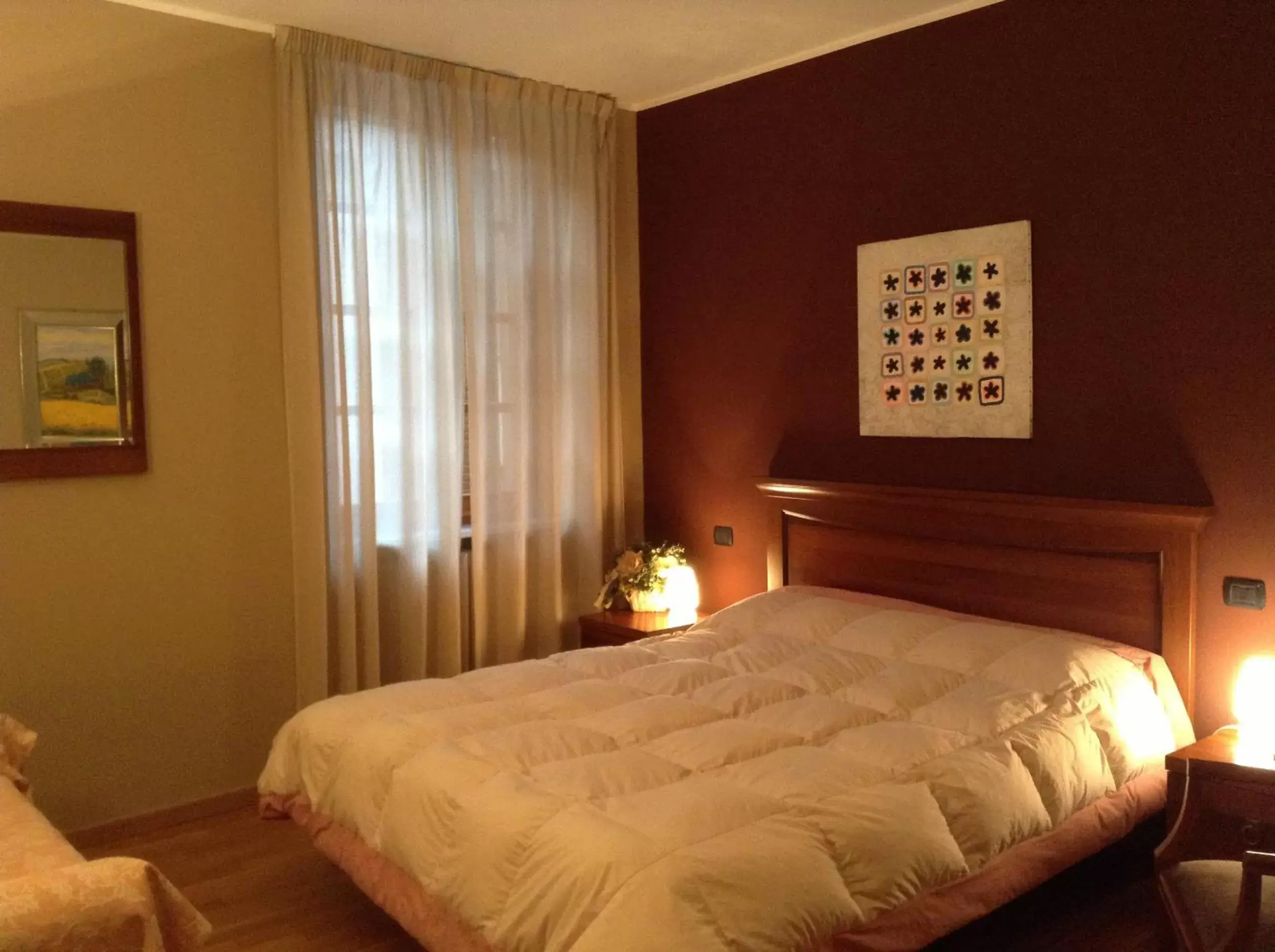 Shower, Bed in Albergo San Lorenzo