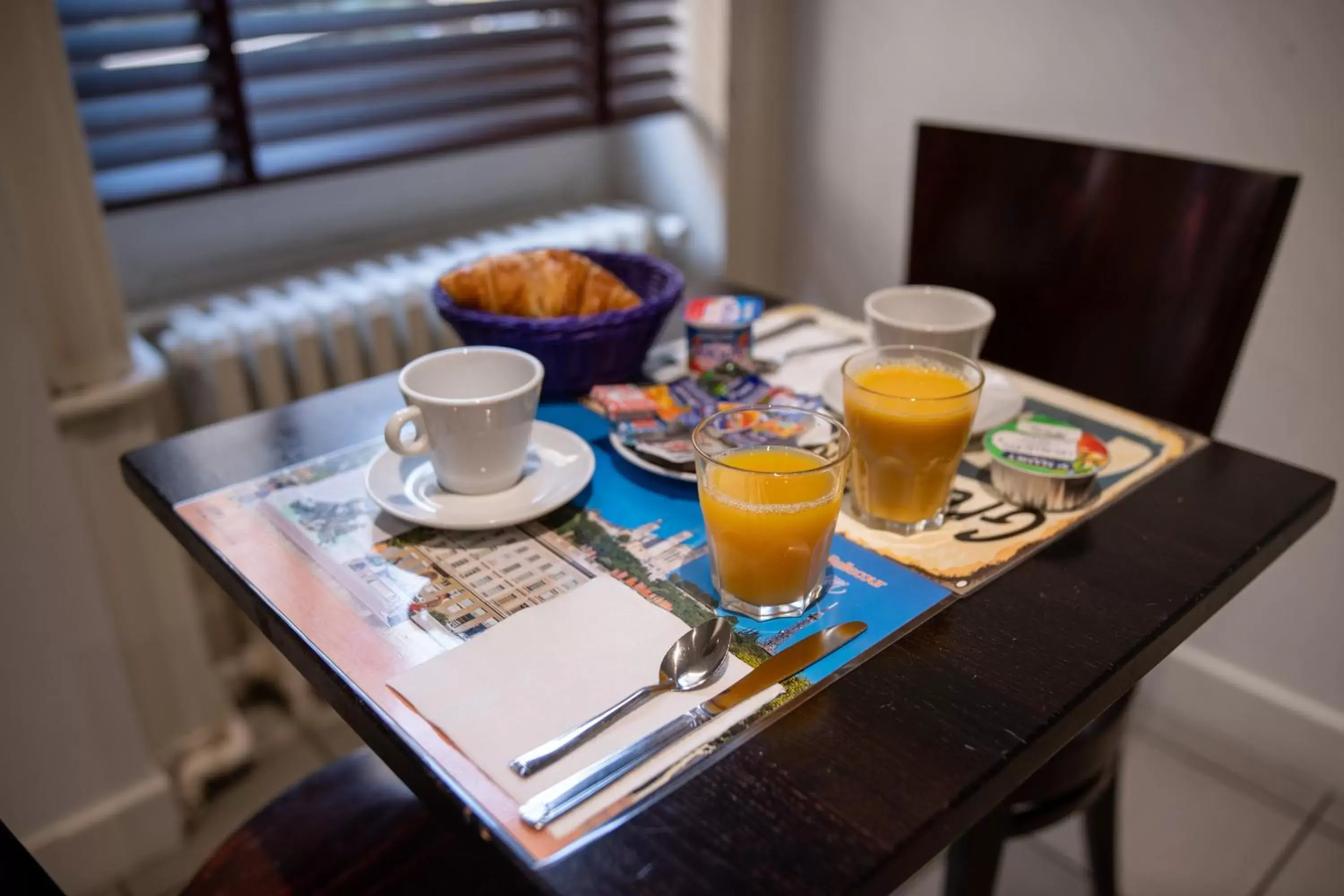 Breakfast in Hotel de Normandie