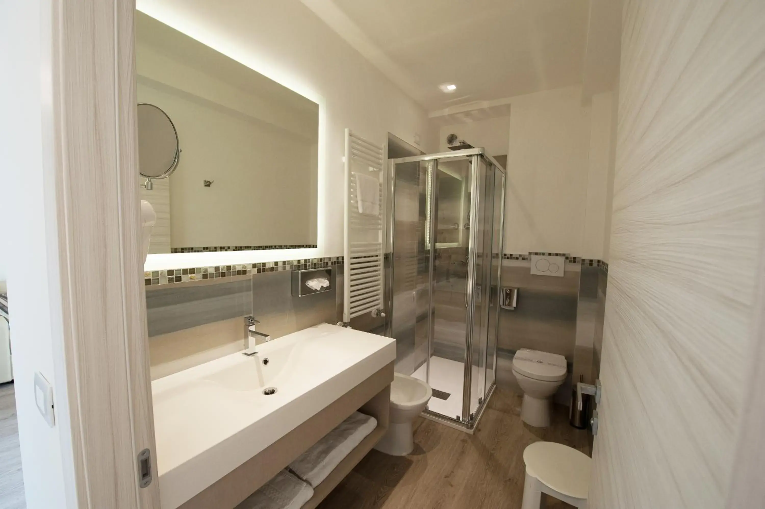 Bathroom in Hotel Italia