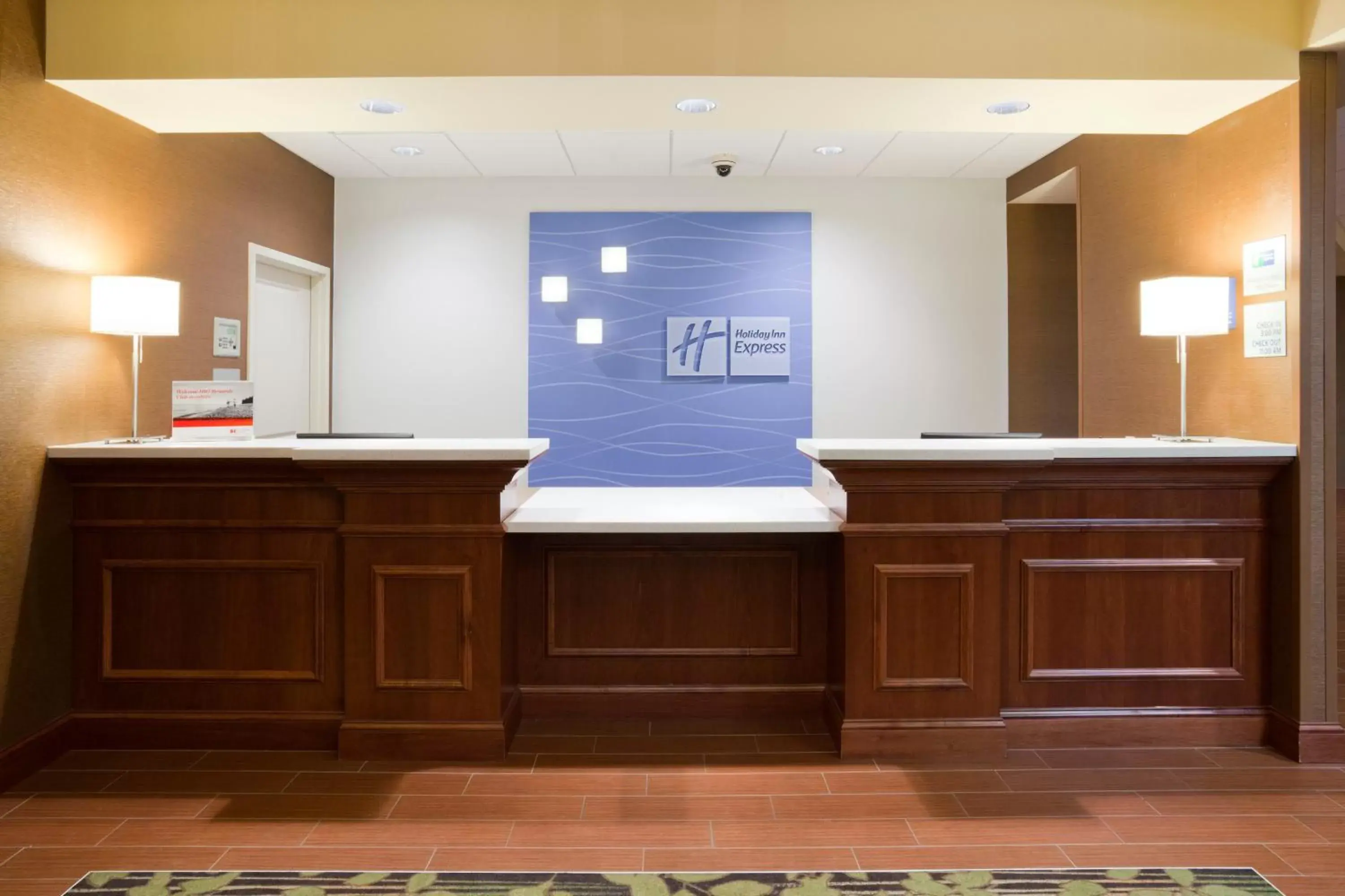 Lobby or reception, Lobby/Reception in Holiday Inn Express & Suites Willmar, an IHG Hotel