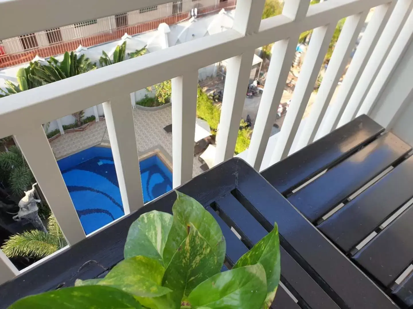 Balcony/Terrace, Pool View in Aristocrat Residence & Hotel