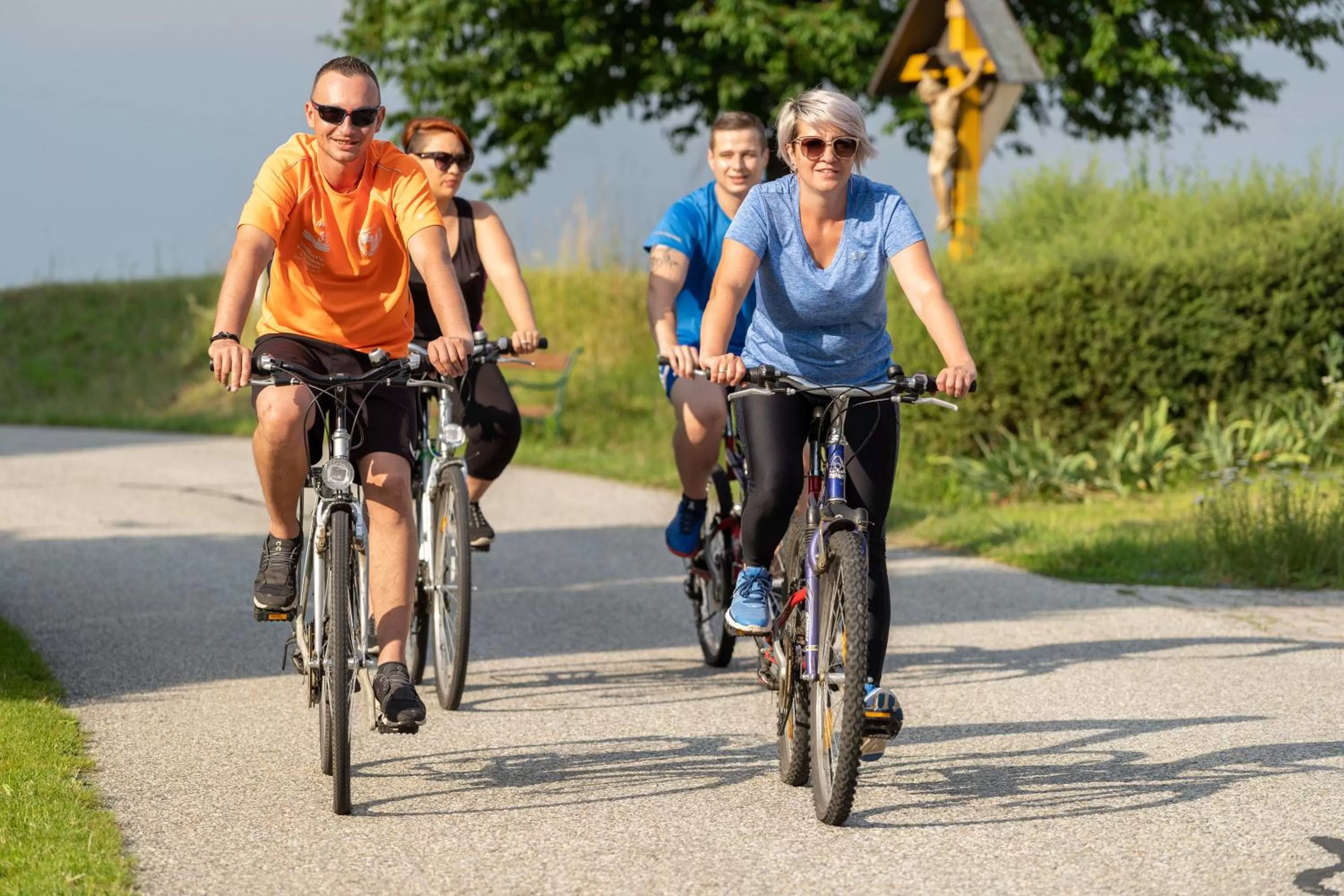 Cycling in Hotel Garni Oasis Loipersdorf