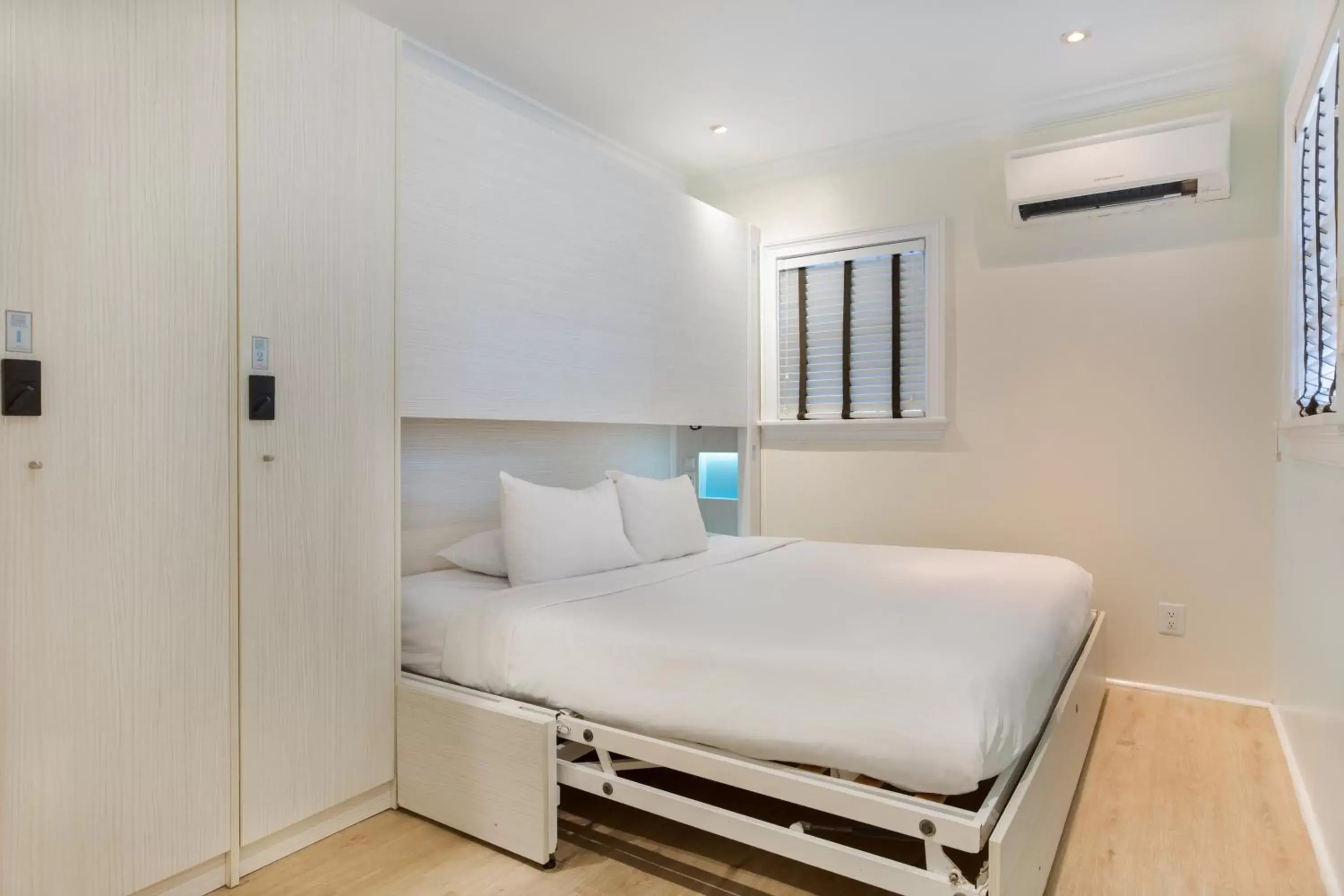 Private Bungalow in Nyah - Adult Exclusive Private Bungalow in Nyah - Adult Exclusive