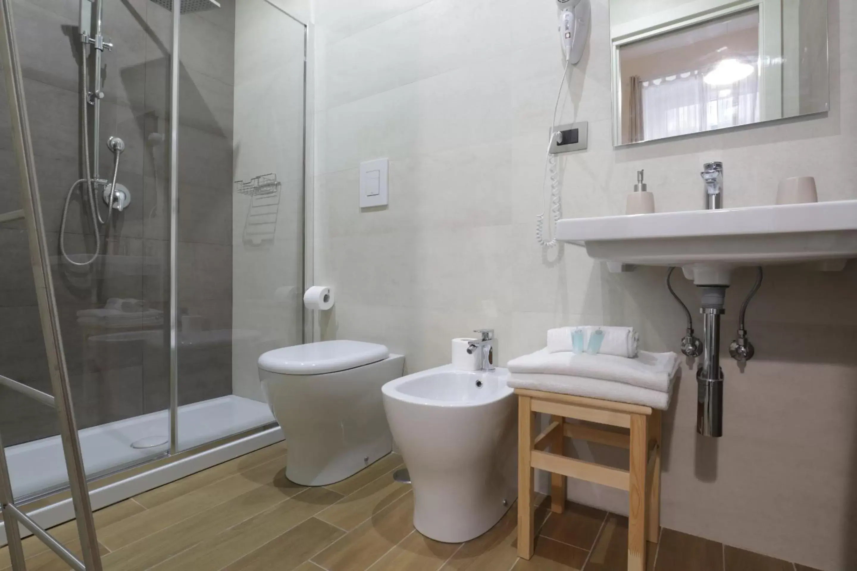 Shower, Bathroom in Musto Suites & Rooms