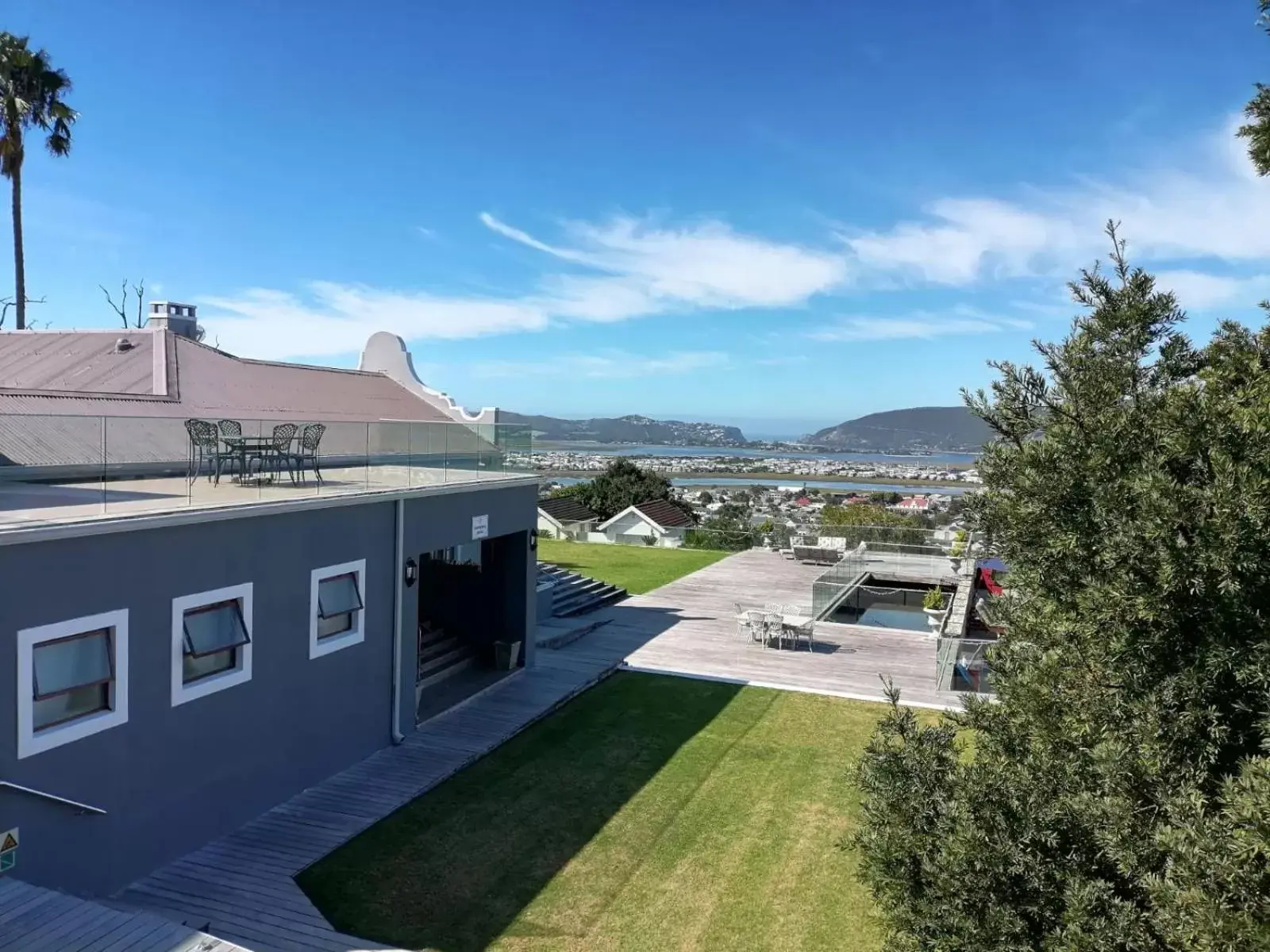 Property building in Issaquena Heights Boutique Hotel Property building in Issaquena Heights Boutique Hotel