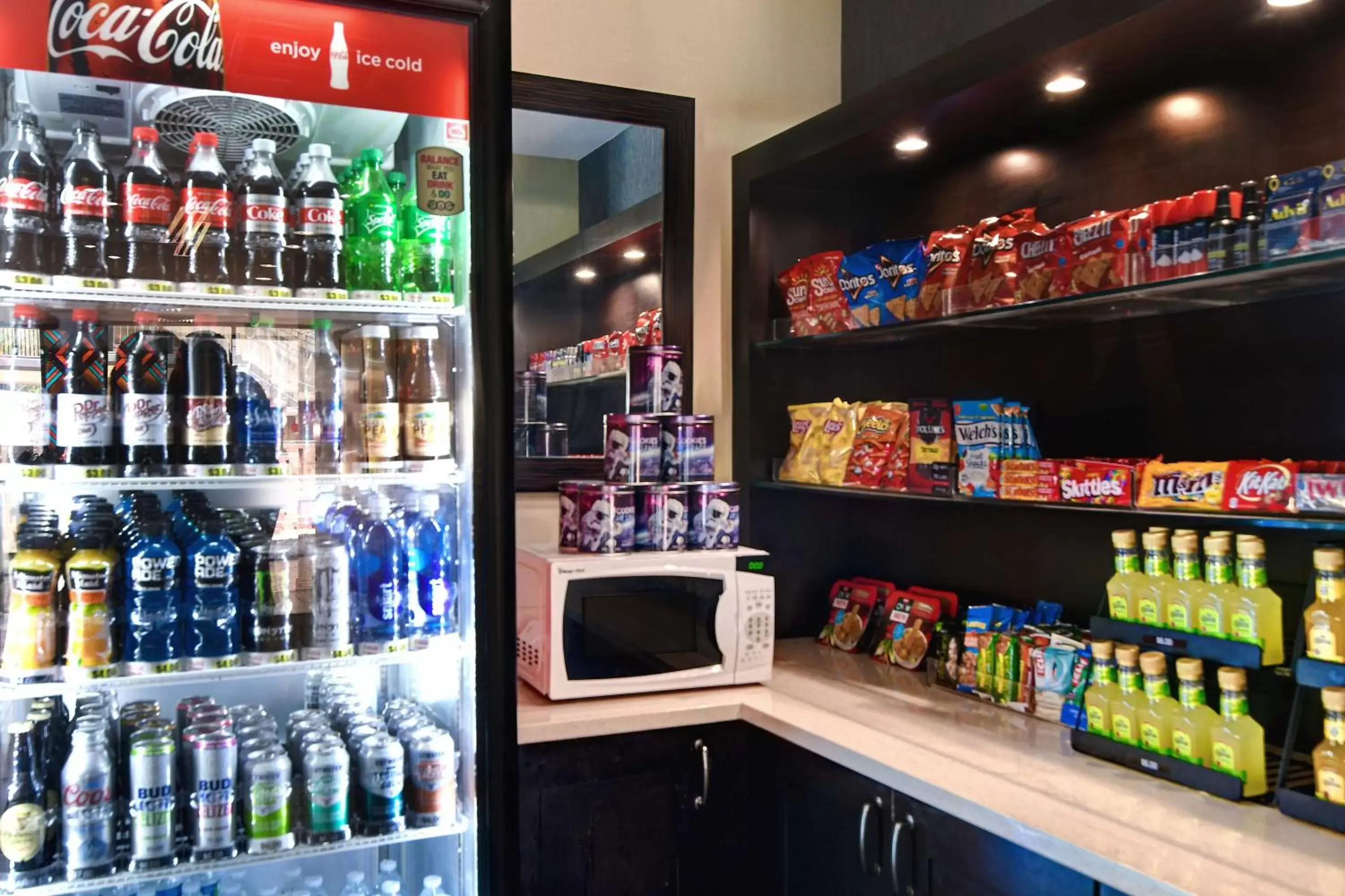 Restaurant/places to eat in DoubleTree by Hilton Phoenix- Tempe Restaurant/places to eat in DoubleTree by Hilton Phoenix- Tempe