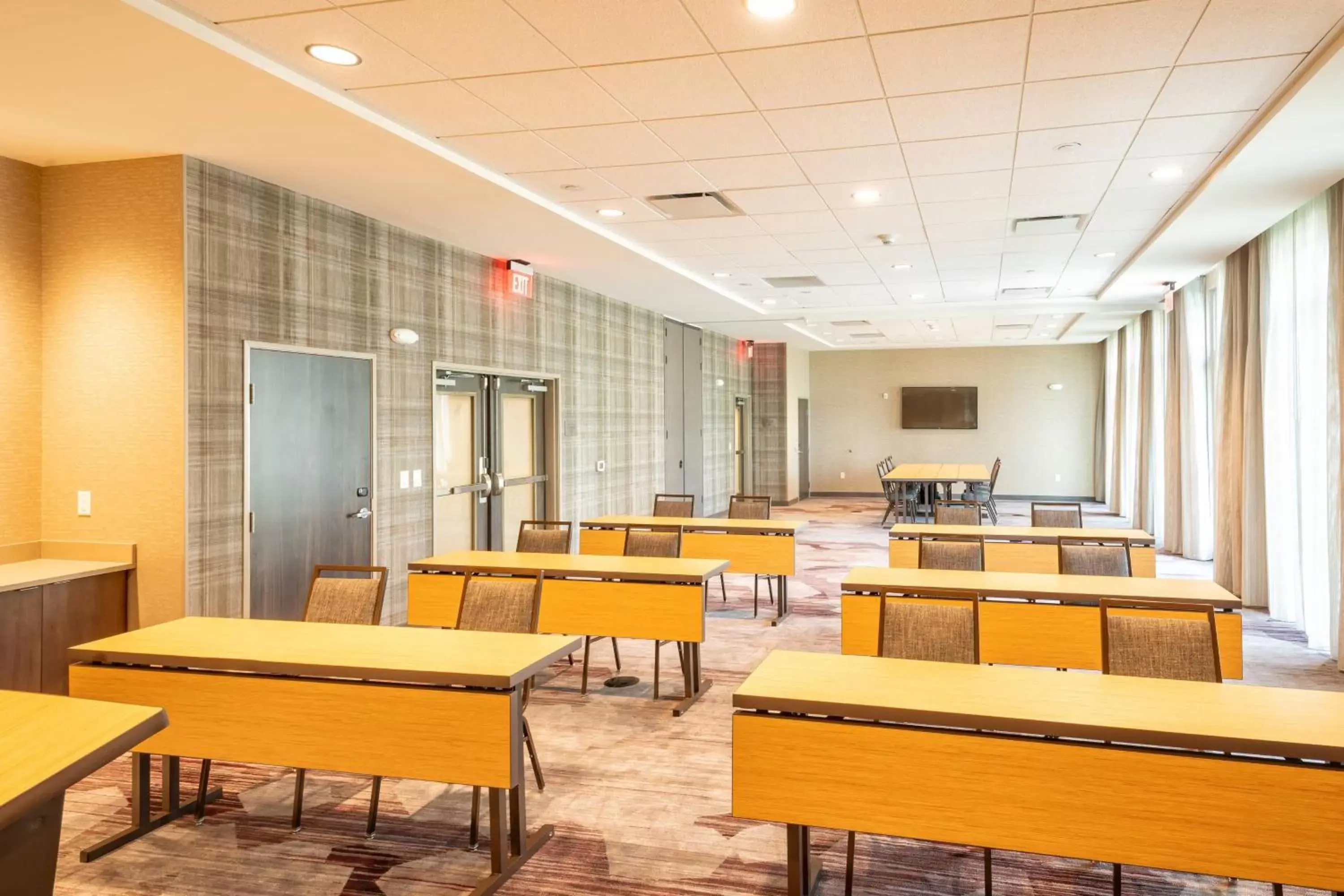 Meeting/conference room in Courtyard by Marriott Charleston-North Charleston