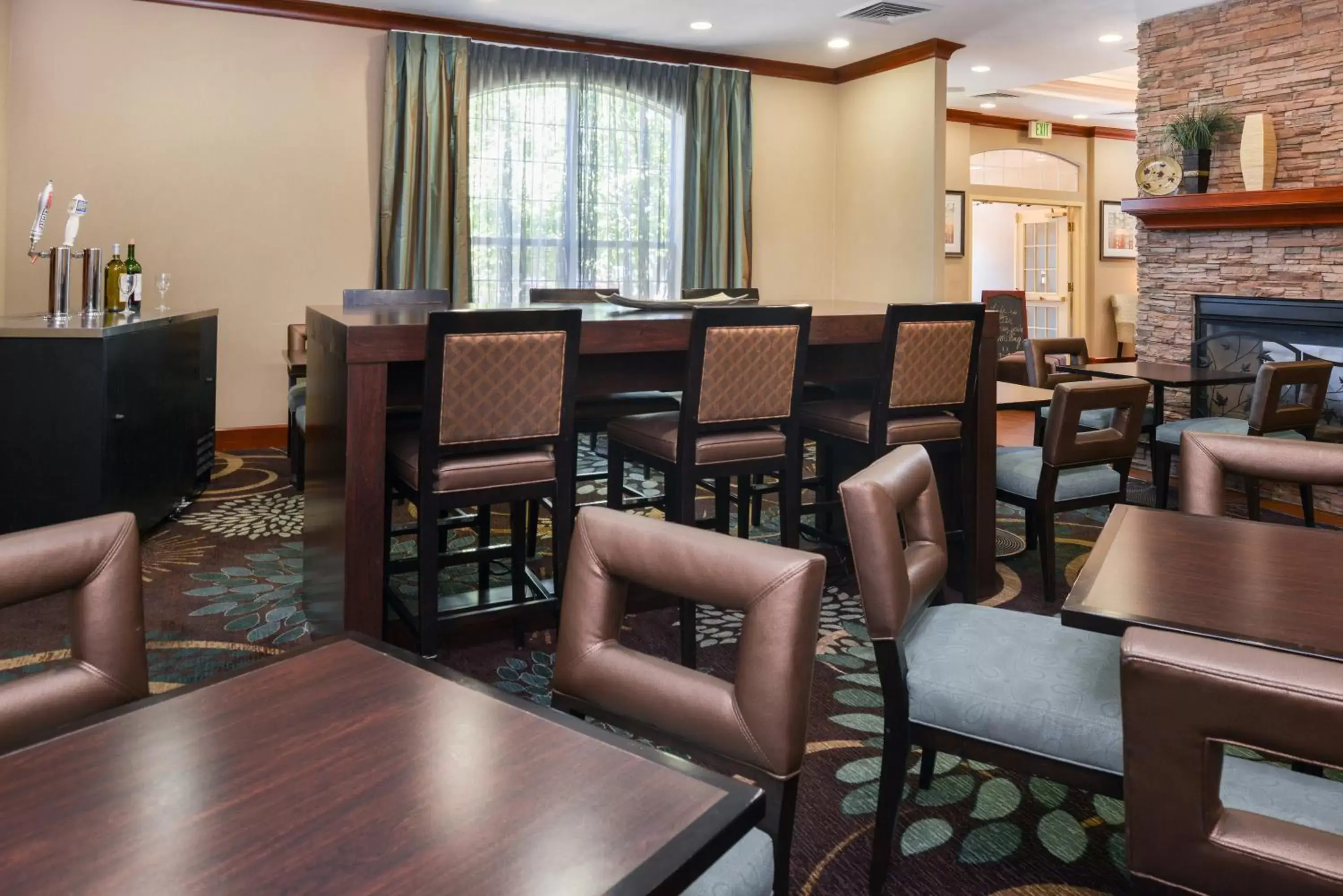 Breakfast, Restaurant/Places to Eat in Staybridge Suites Denver Tech Center, an IHG Hotel