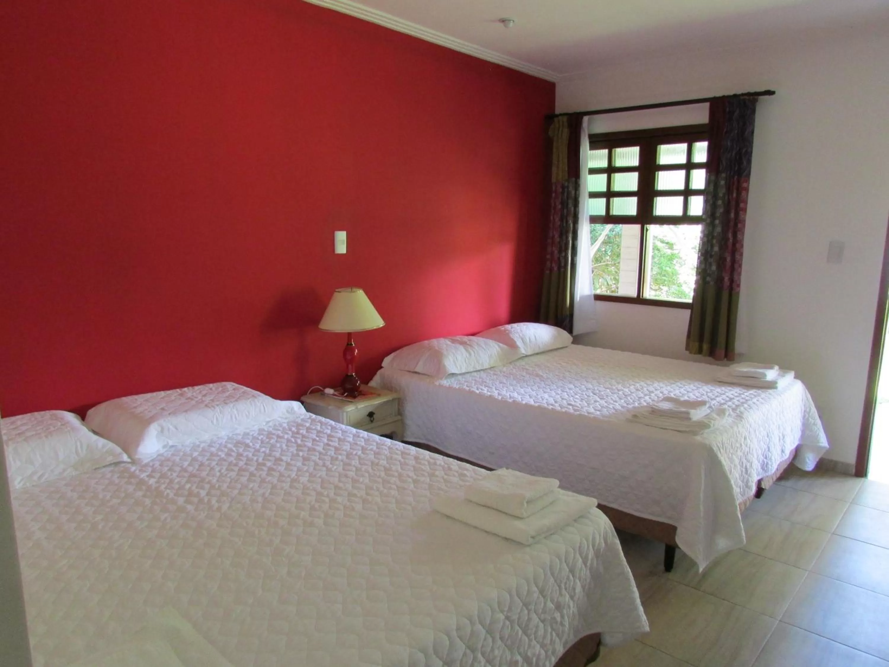 Photo of the whole room, Bed in Pousada Ipitanga IV