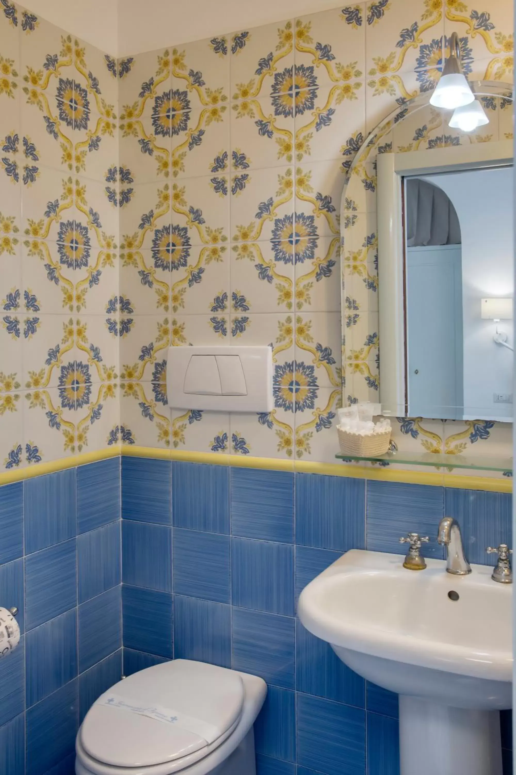 Bathroom in Locanda Costa D'Amalfi