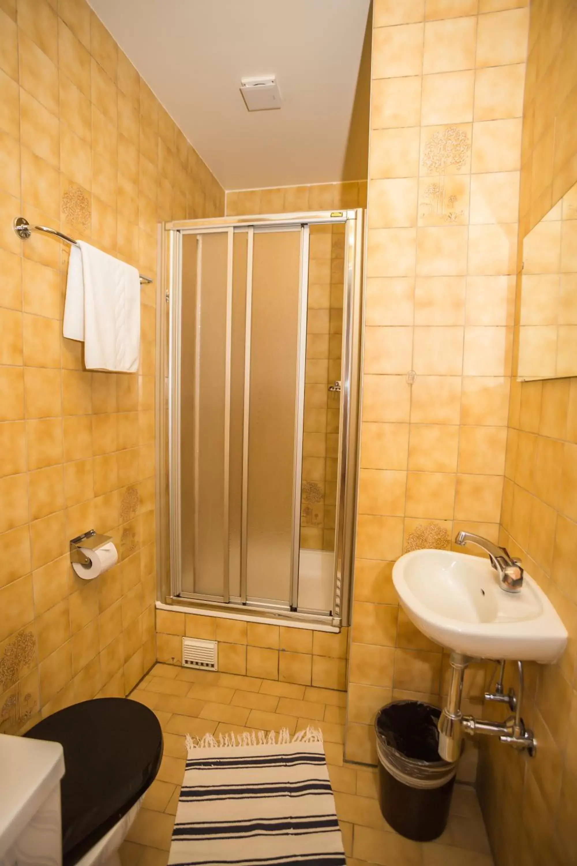 Bathroom in Hotel des Tourelles