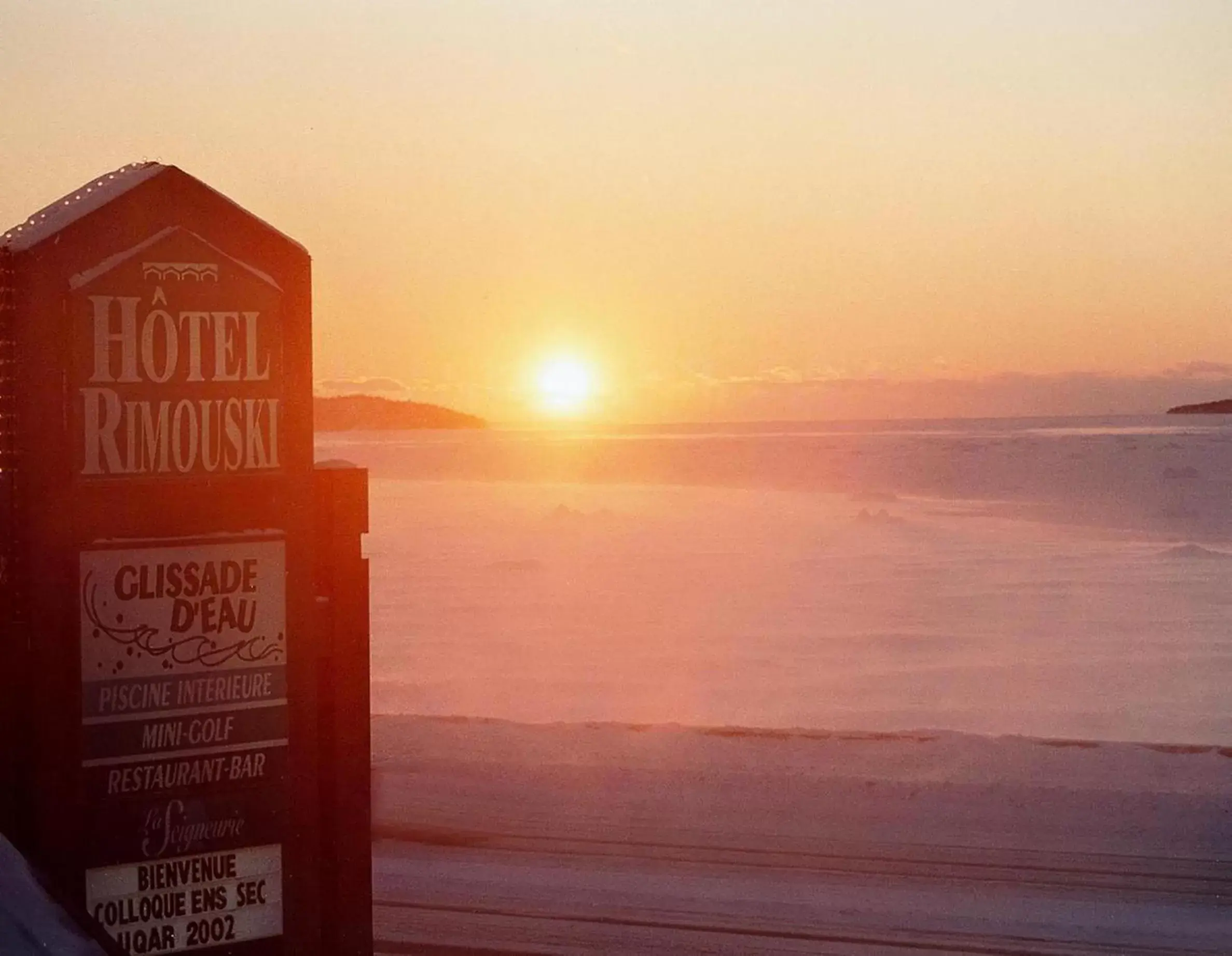 Facade/entrance in Hotel Rimouski