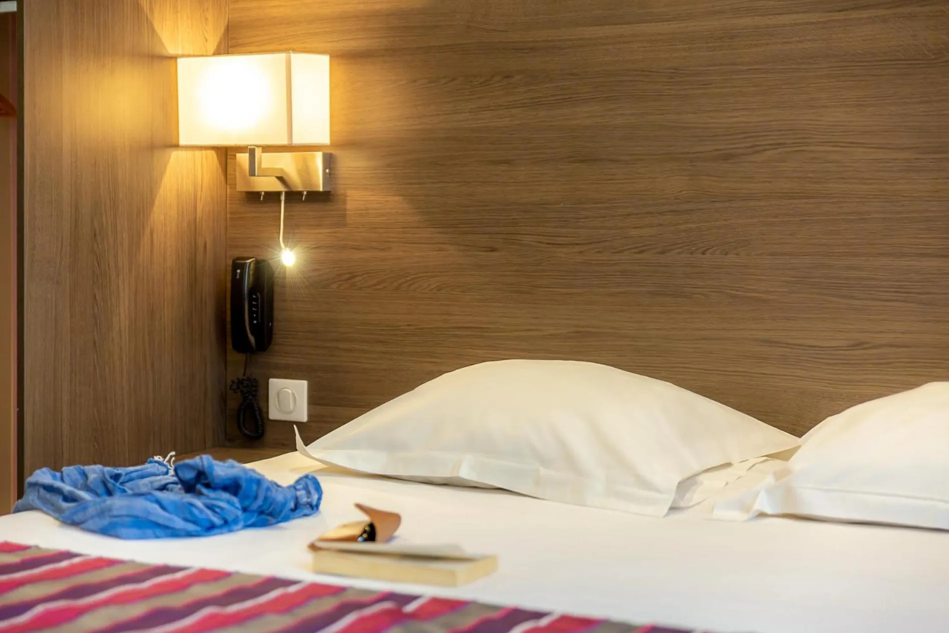 Decorative detail, Bed in Hotel Terminus Saint-Charles