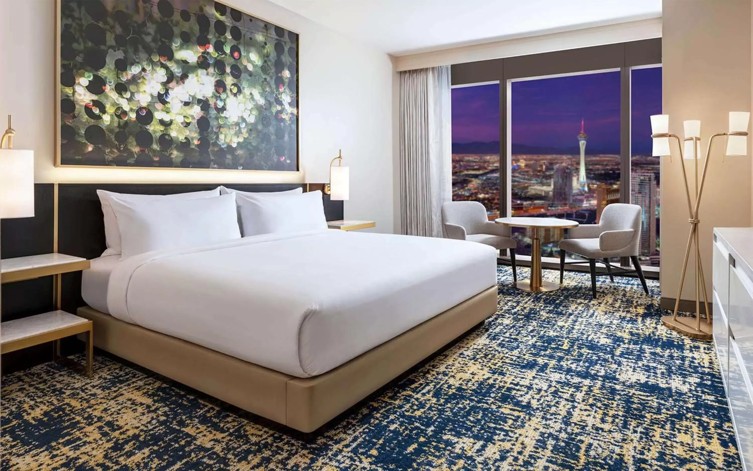 Bed in Las Vegas Hilton At Resorts World