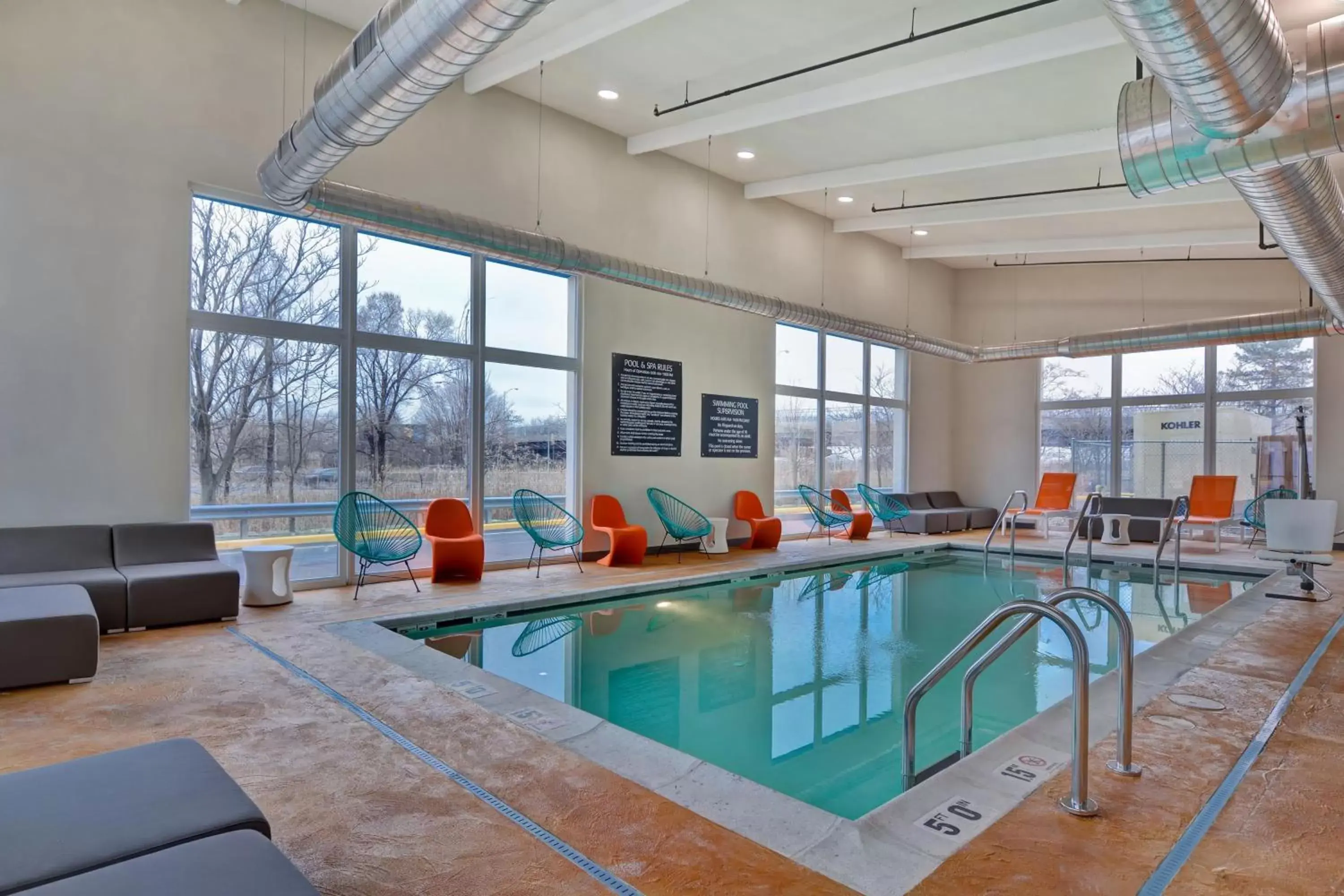 Swimming Pool in Aloft Secaucus Meadowlands