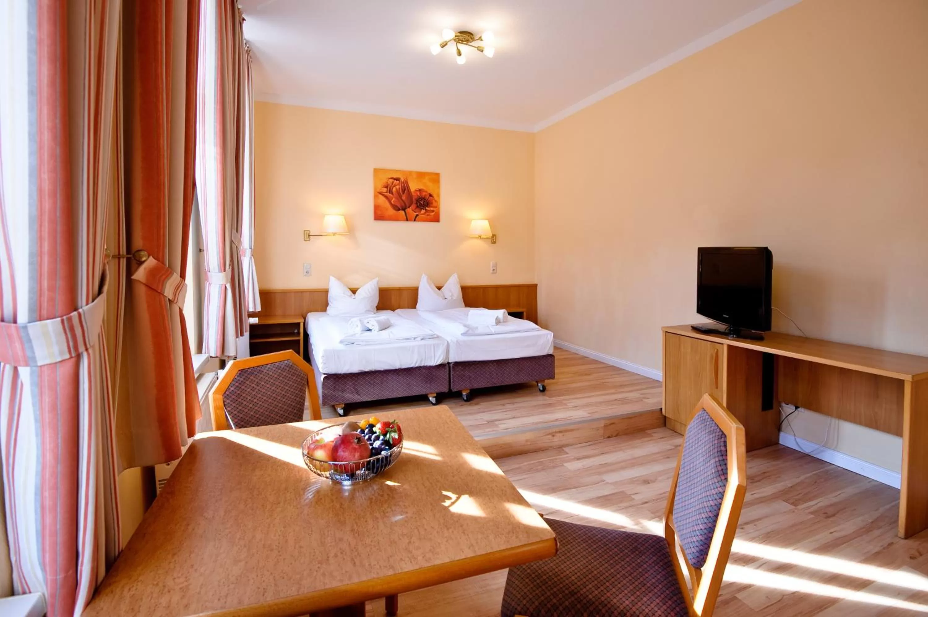 Photo of the whole room, Bed in Hotel Am Alten Hafen